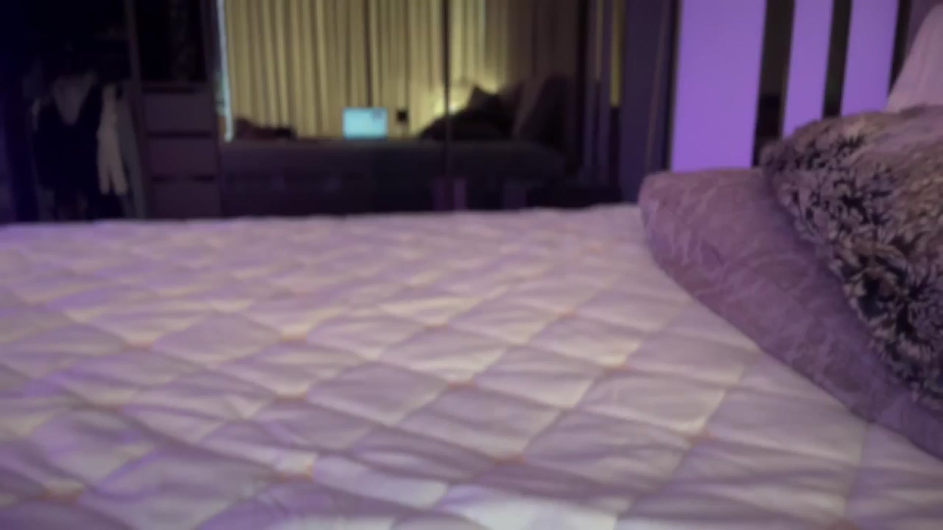 Gallery image thumbnail from UGLYGIRL_'s myfreecams stream on, 04/08/2025, 11:07 image 15 of 20