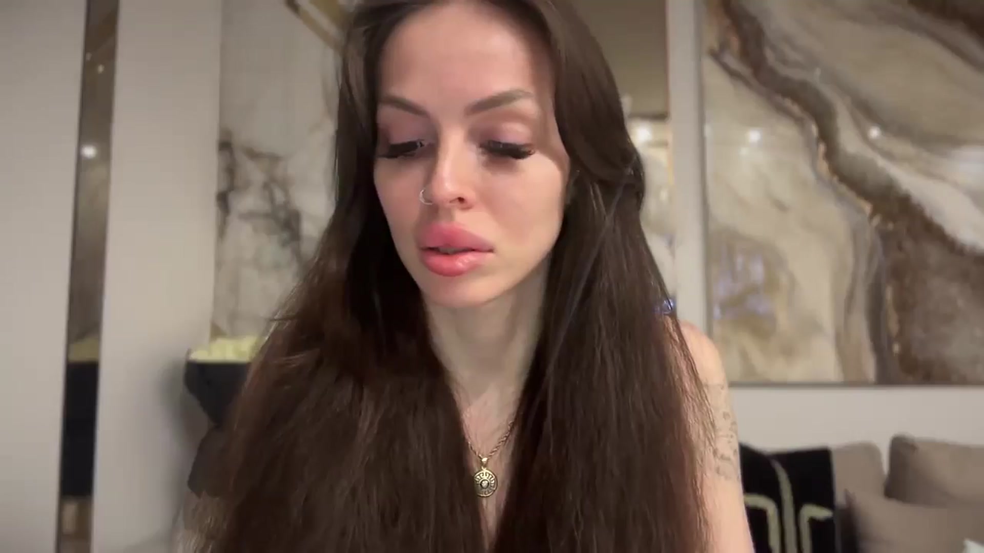 Gallery image thumbnail from UGLYGIRL_'s myfreecams stream on, 04/09/2025, 17:32 image 17 of 20