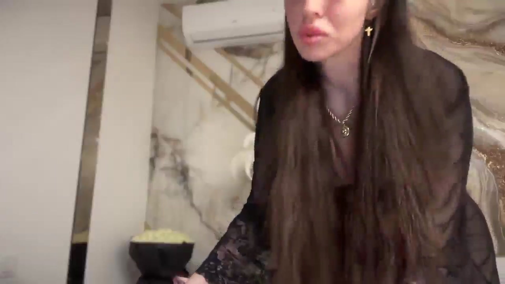 Gallery image thumbnail from UGLYGIRL_'s myfreecams stream on, 04/09/2025, 21:29 image 17 of 20