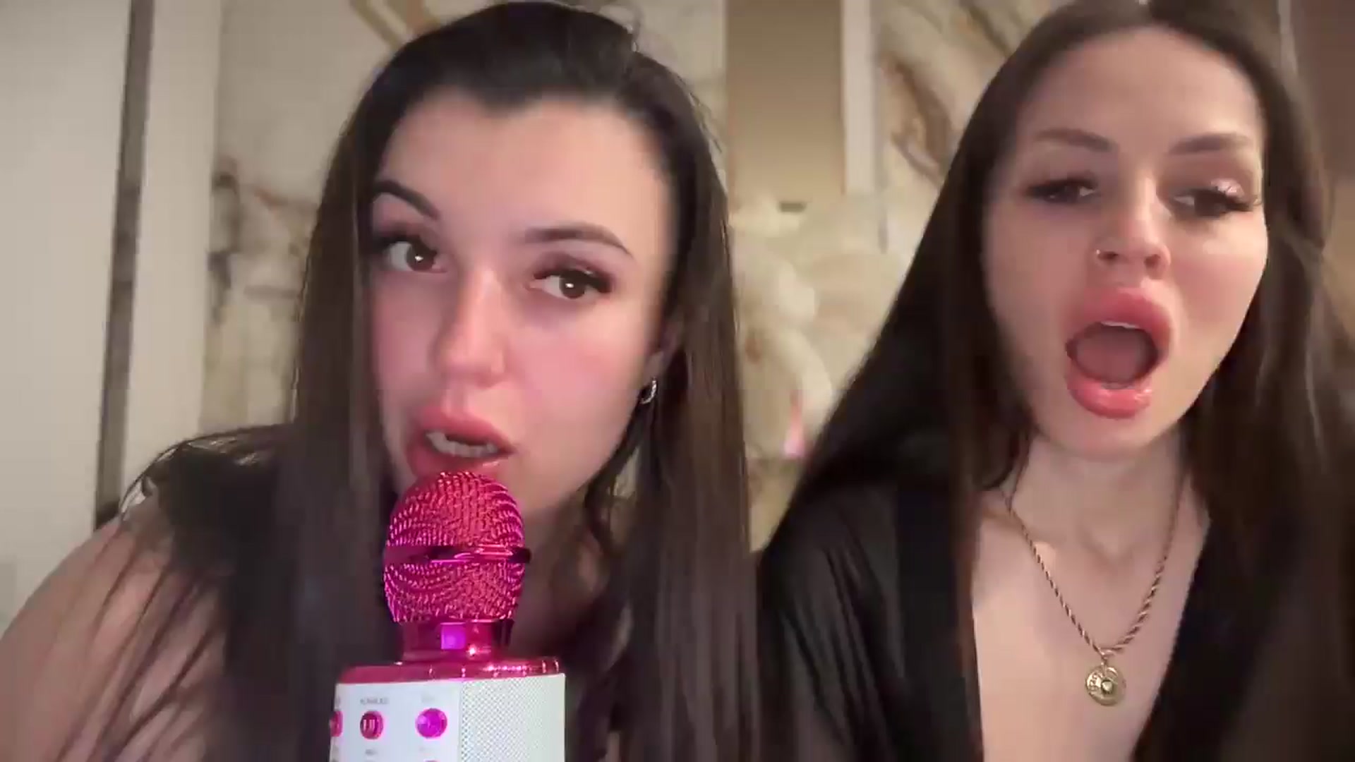 Gallery image thumbnail from UGLYGIRL_'s myfreecams stream on, 04/10/2025, 01:23 image 1 of 20