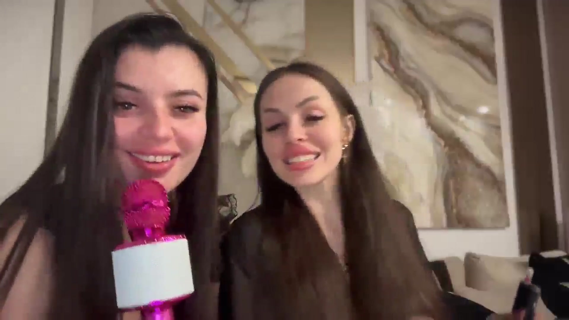 Gallery image thumbnail from UGLYGIRL_'s myfreecams stream on, 04/10/2025, 01:23 image 12 of 20