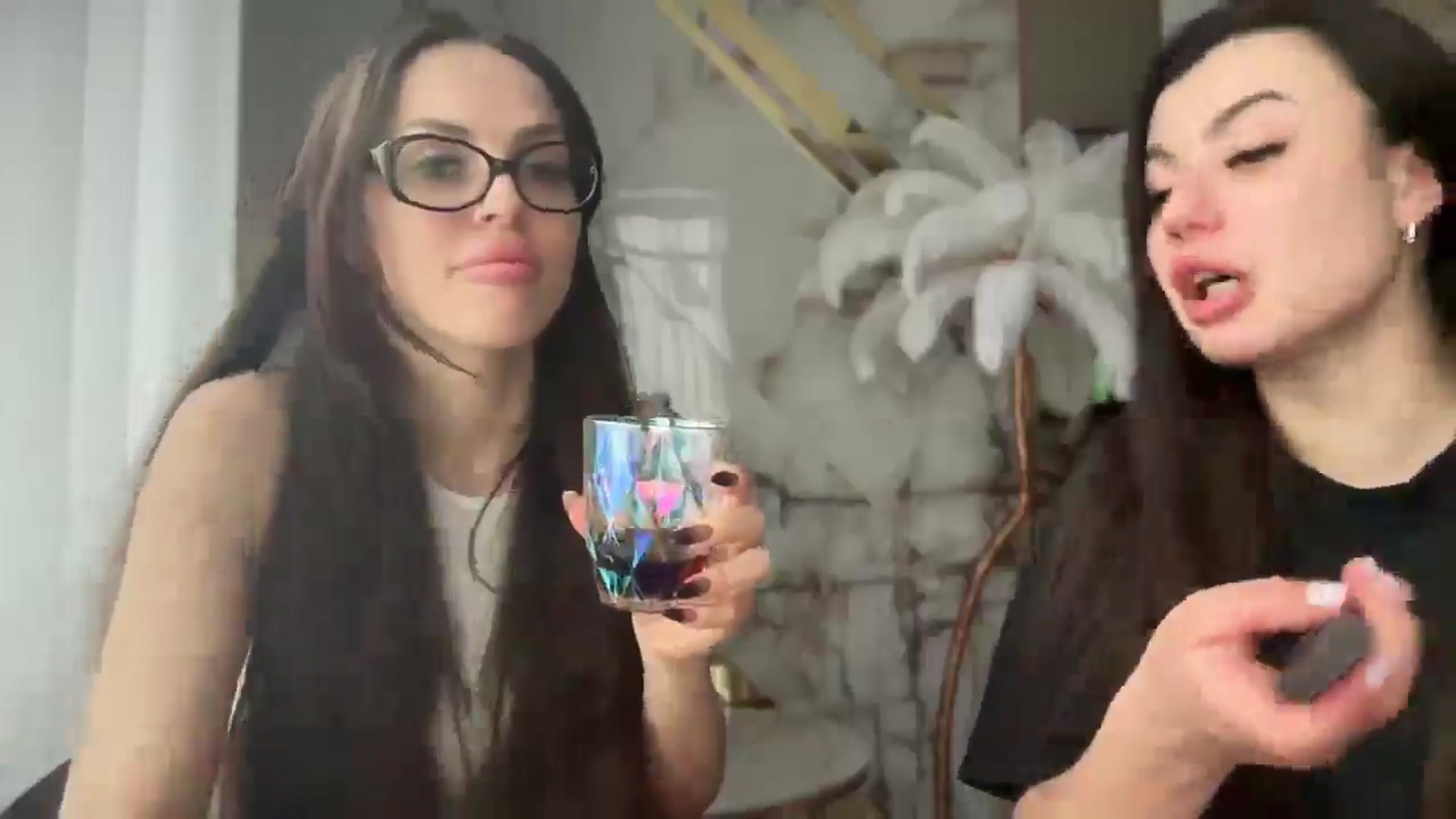 Gallery image thumbnail from UGLYGIRL_'s myfreecams stream on, 04/10/2025, 06:24 image 9 of 20