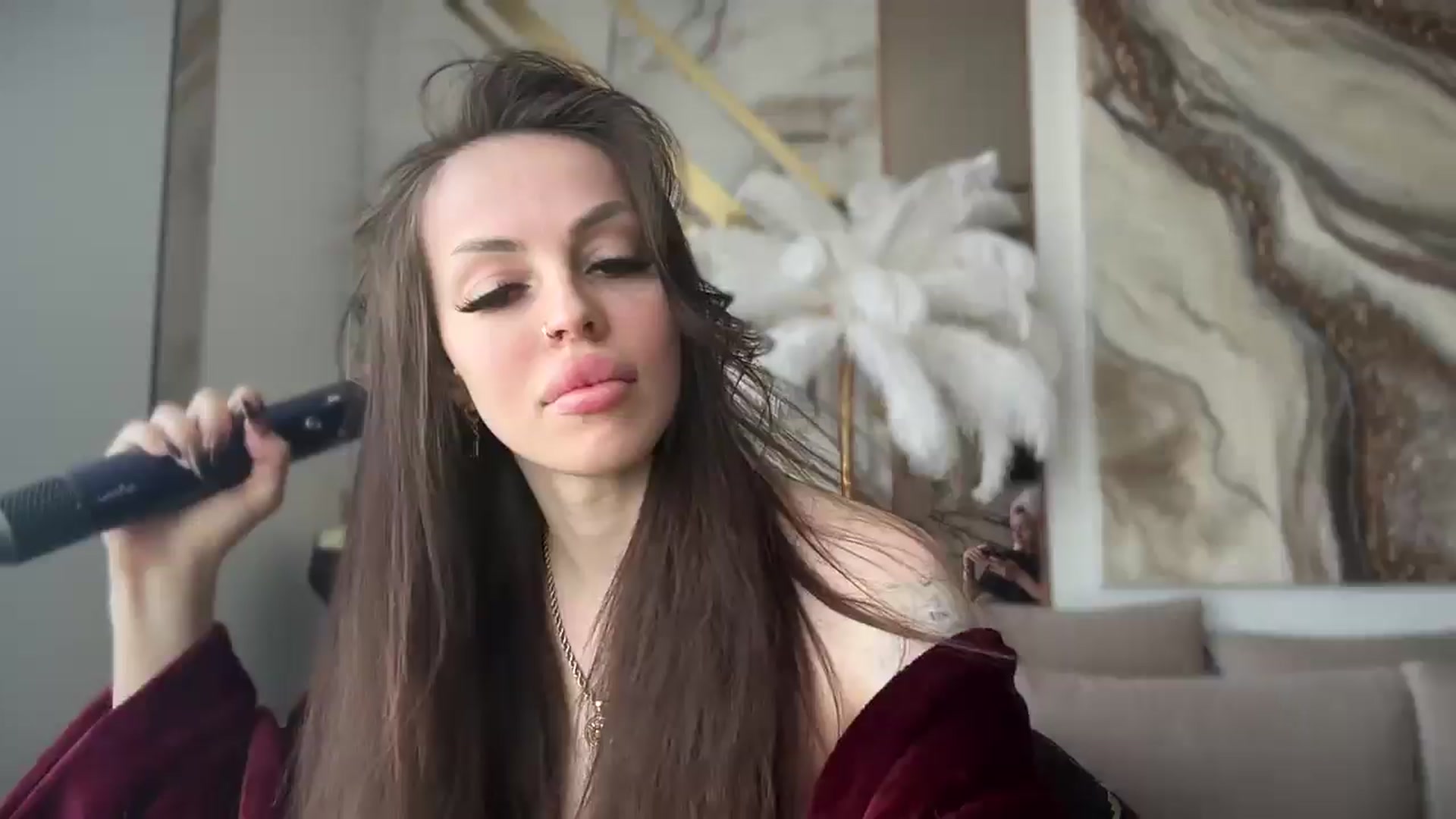 Gallery image thumbnail from UGLYGIRL_'s myfreecams stream on, 04/11/2025, 09:59 image 12 of 20