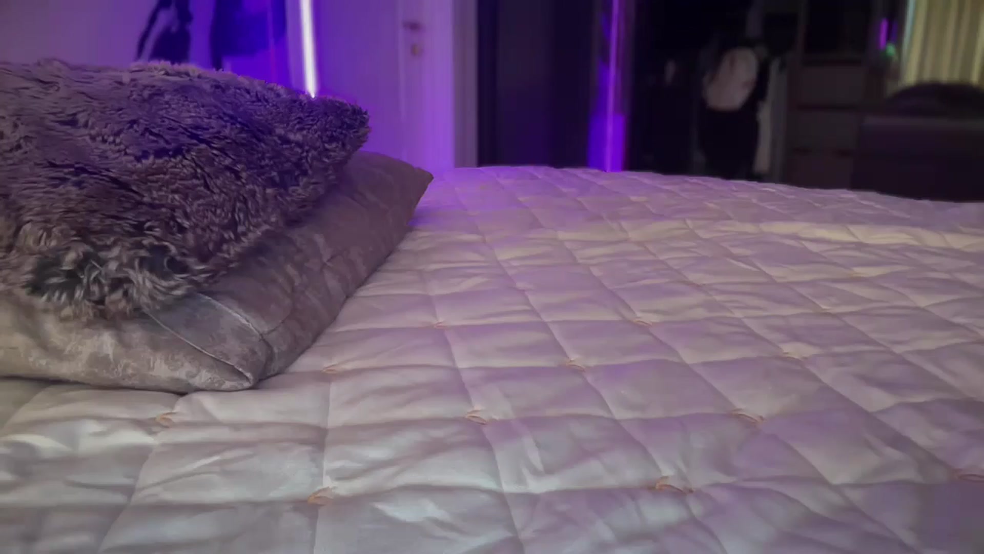 Gallery image thumbnail from UGLYGIRL_'s myfreecams stream on, 04/12/2025, 08:02 image 20 of 20