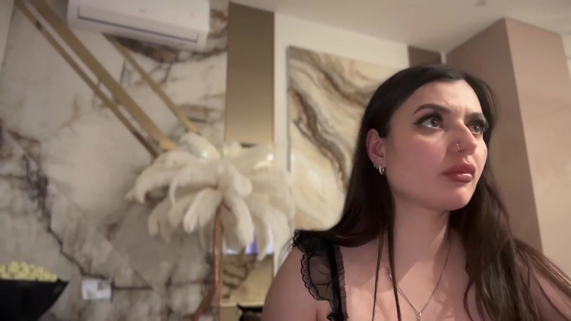 Gallery image thumbnail from UGLYGIRL_'s myfreecams stream on, 04/13/2025, 24:02 image 4 of 20