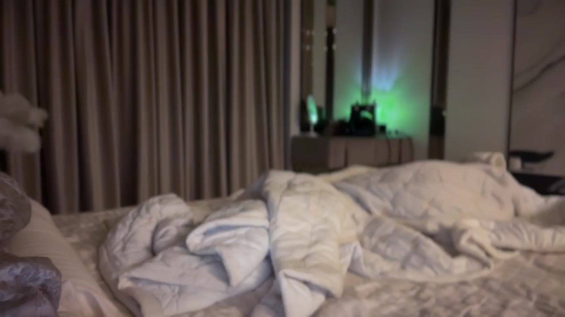 Gallery image thumbnail from UGLYGIRL_'s myfreecams stream on, 04/13/2025, 22:38 image 20 of 20