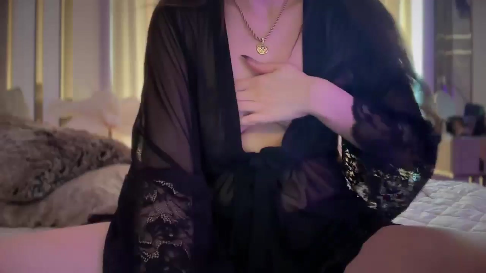 Gallery image thumbnail from UGLYGIRL_'s myfreecams stream on, 04/16/2025, 05:13 image 17 of 20