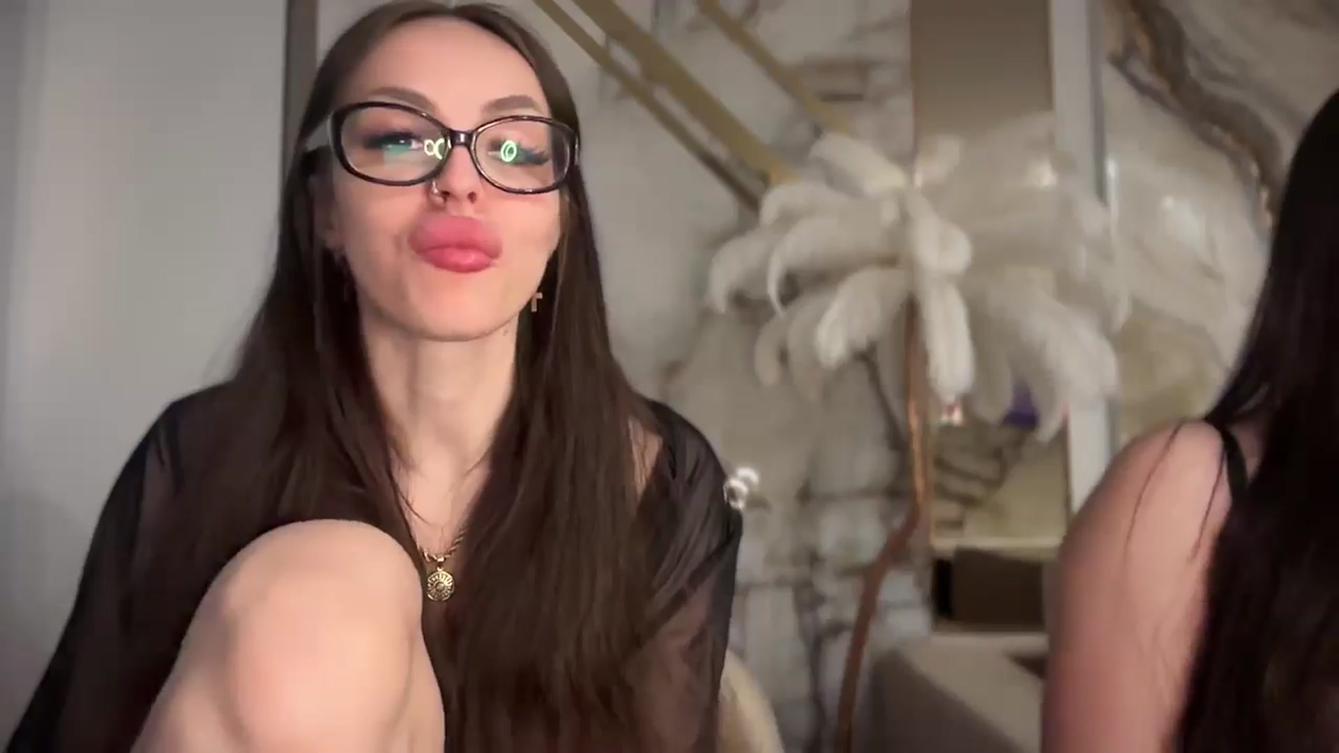 Gallery image thumbnail from UGLYGIRL_'s myfreecams stream on, 04/19/2025, 23:41 image 5 of 20