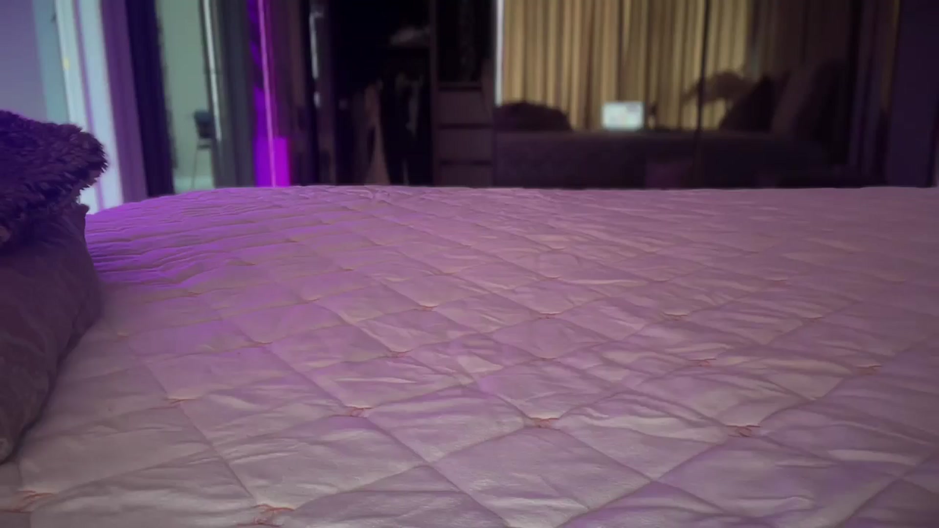 Gallery image thumbnail from UGLYGIRL_'s myfreecams stream on, 04/23/2025, 11:21 image 20 of 20
