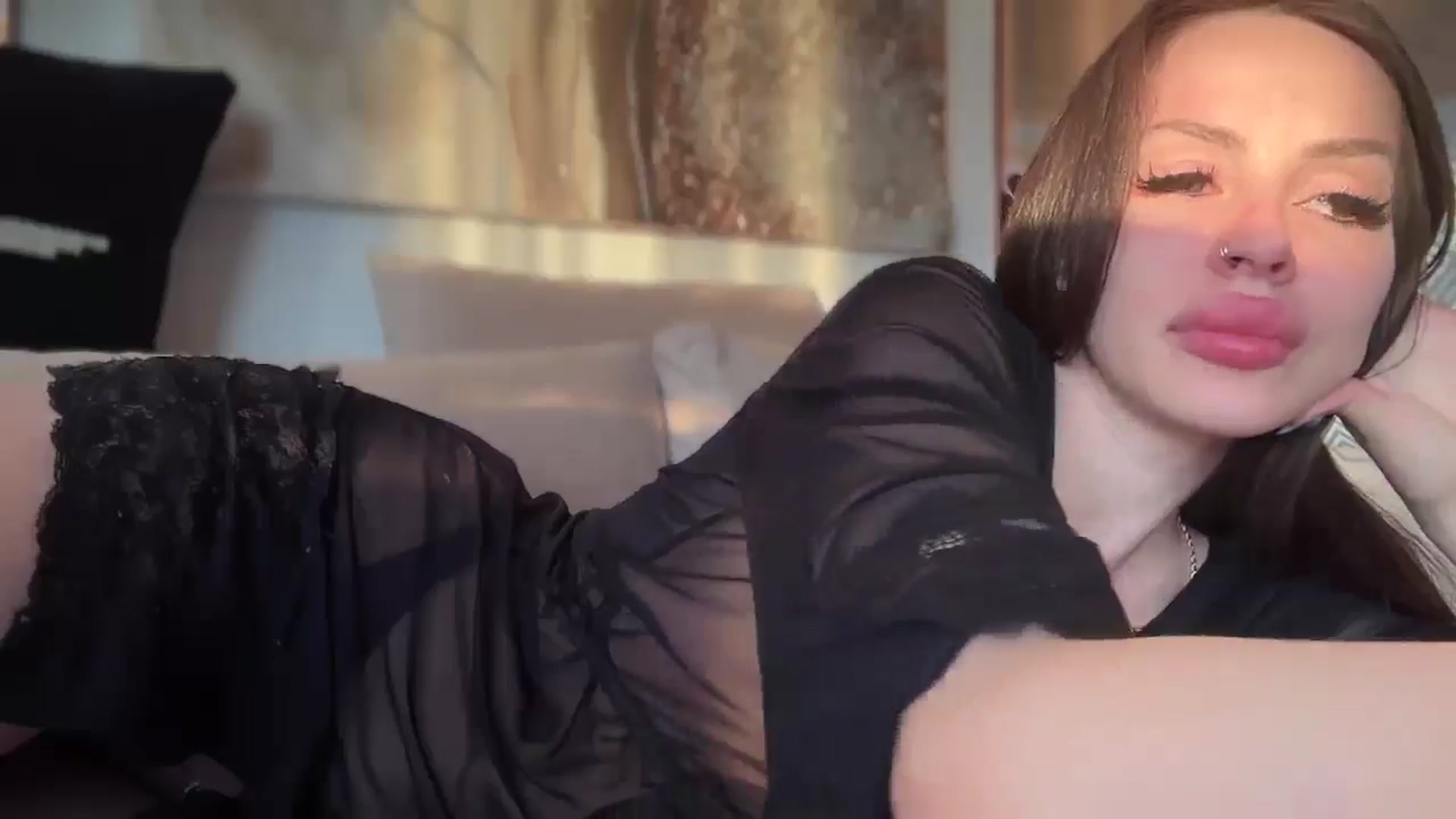 Gallery image thumbnail from UGLYGIRL_'s myfreecams stream on, 04/27/2025, 03:12 image 16 of 20