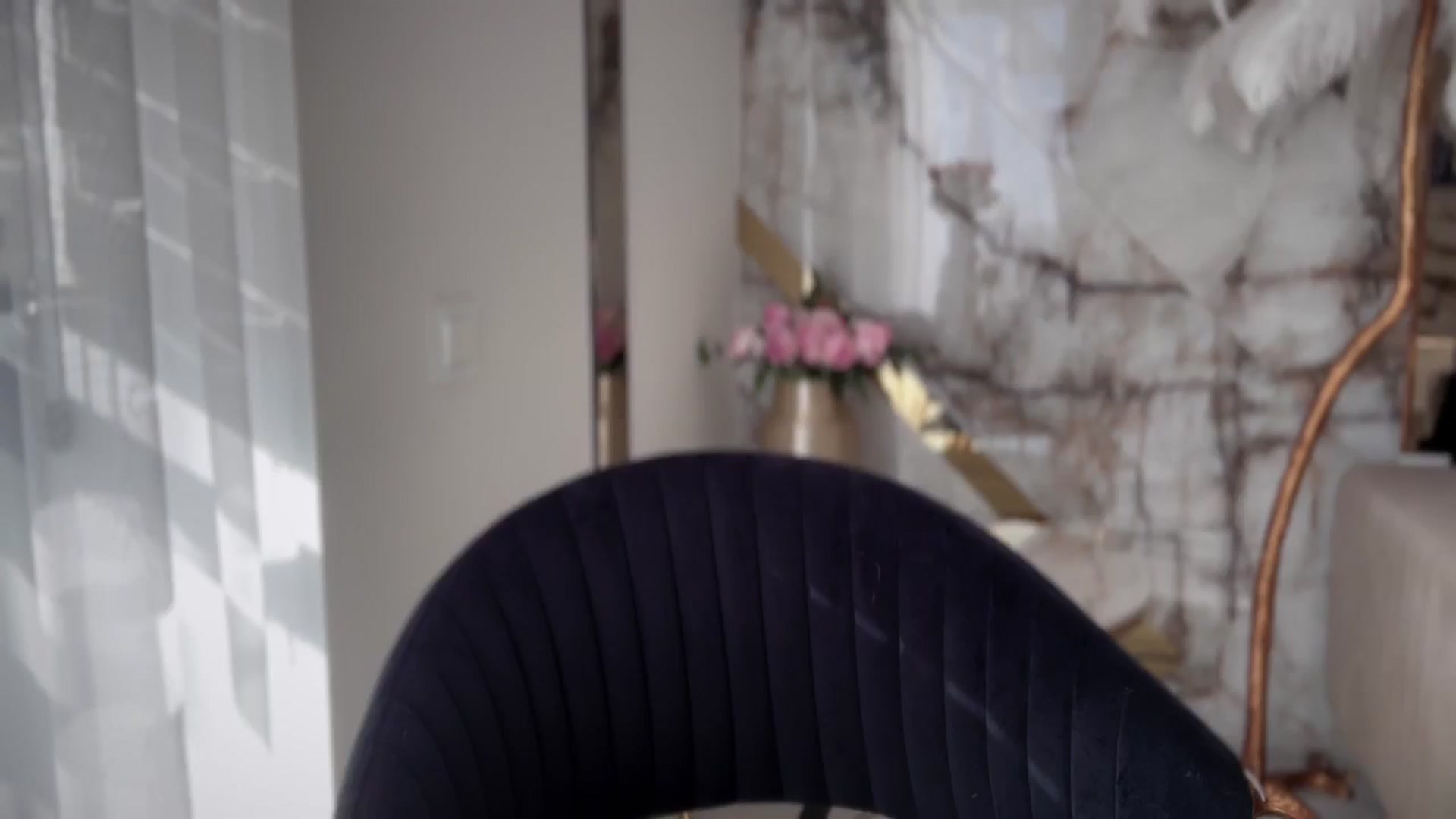 Gallery image thumbnail from UGLYGIRL_'s myfreecams stream on, 04/27/2025, 05:43 image 18 of 20