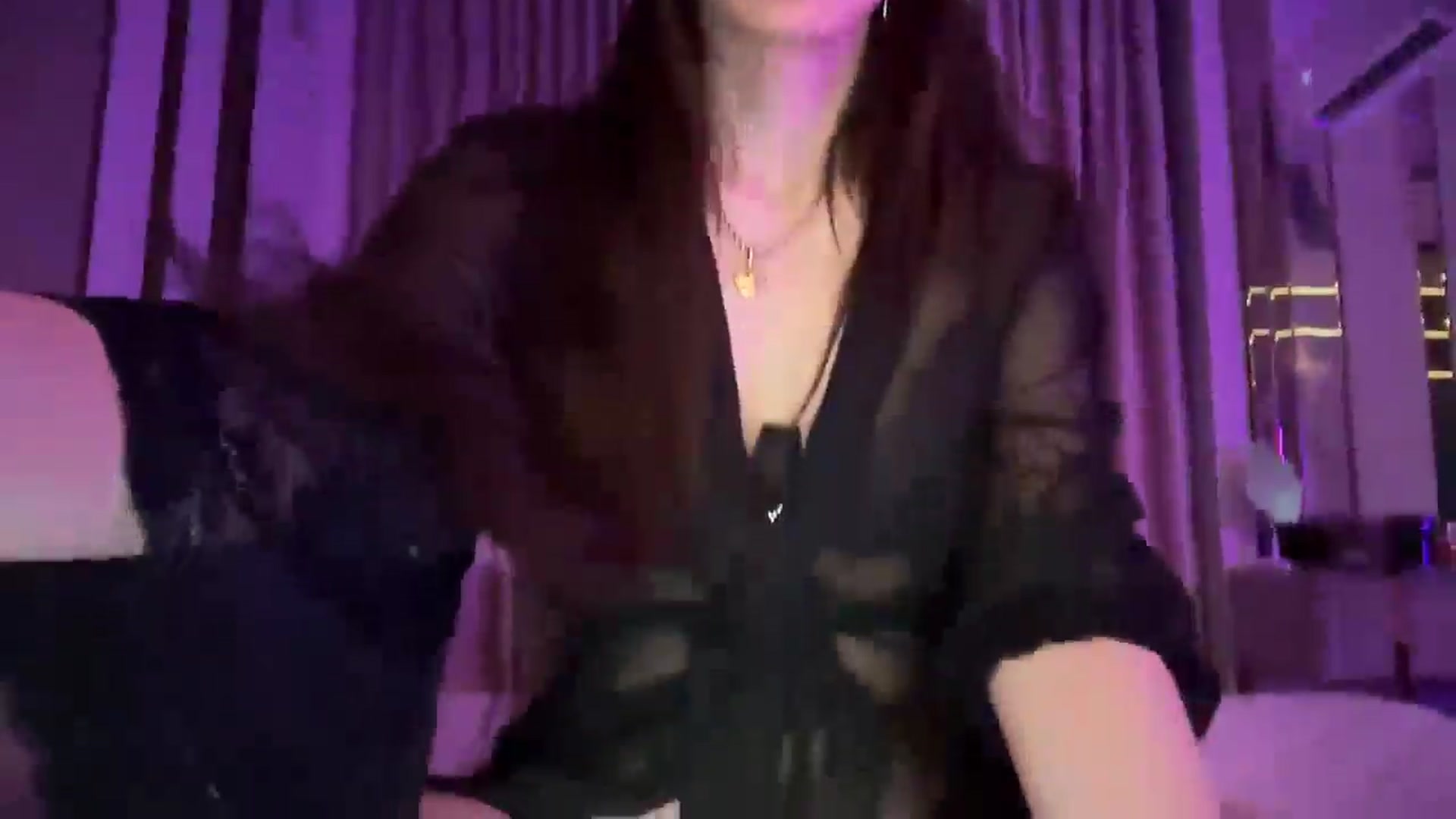 Gallery image thumbnail from UGLYGIRL_'s myfreecams stream on, 05/02/2025, 22:41 image 16 of 20