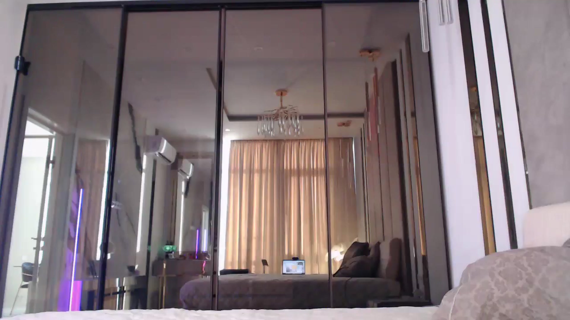 Gallery image thumbnail from UGLYGIRL_'s myfreecams stream on, 05/03/2025, 03:29 image 20 of 20