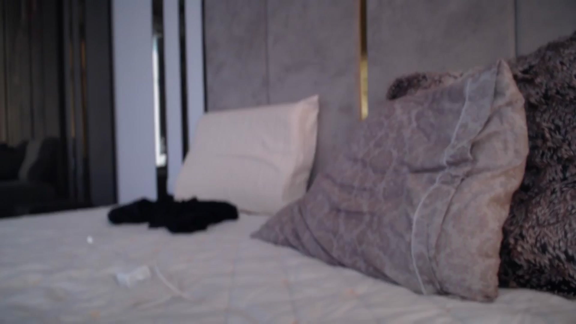 Gallery image thumbnail from UGLYGIRL_'s myfreecams stream on, 05/03/2025, 06:40 image 1 of 20