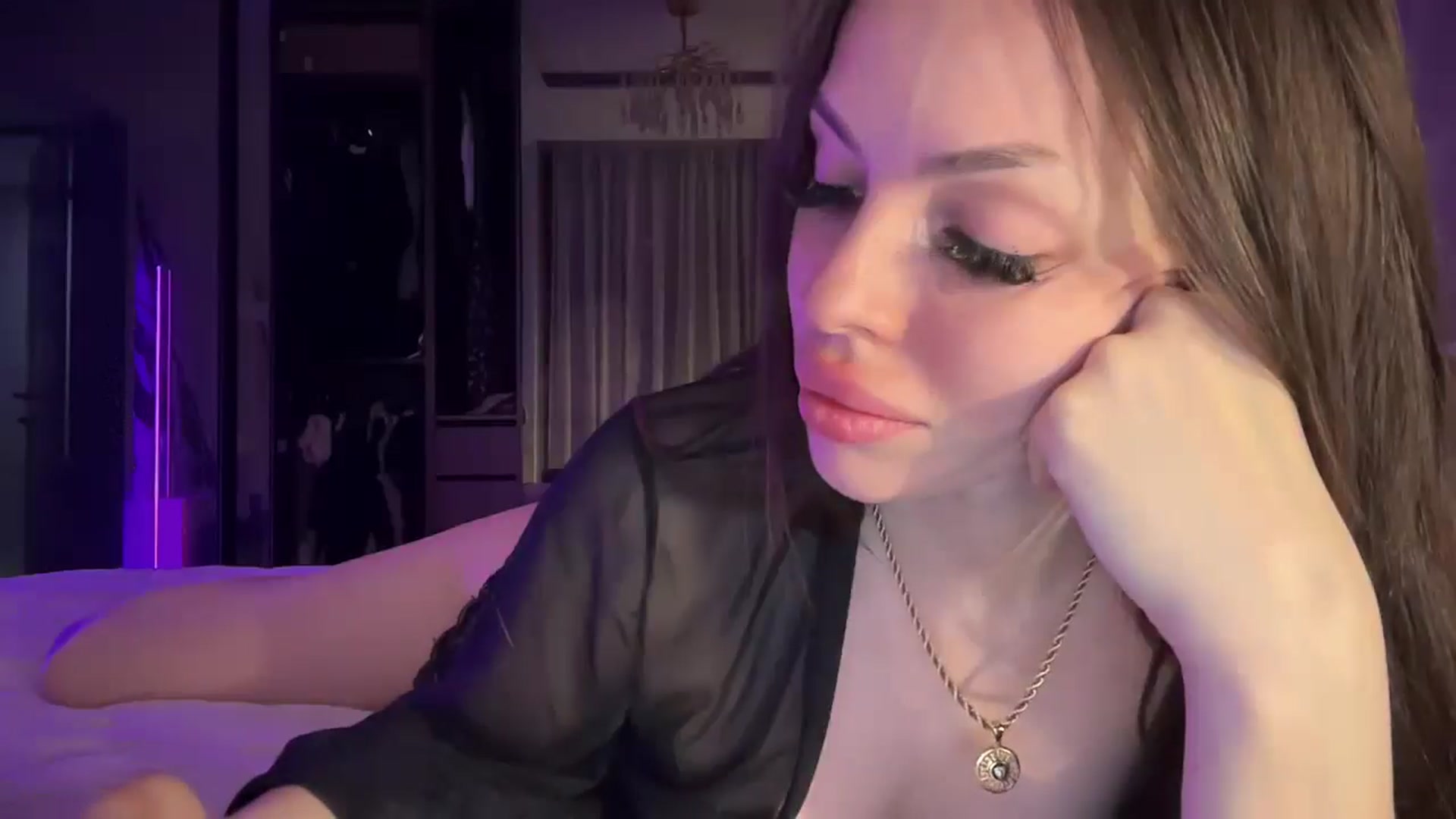 Gallery image thumbnail from UGLYGIRL_'s myfreecams stream on, 05/04/2025, 21:08 image 4 of 20
