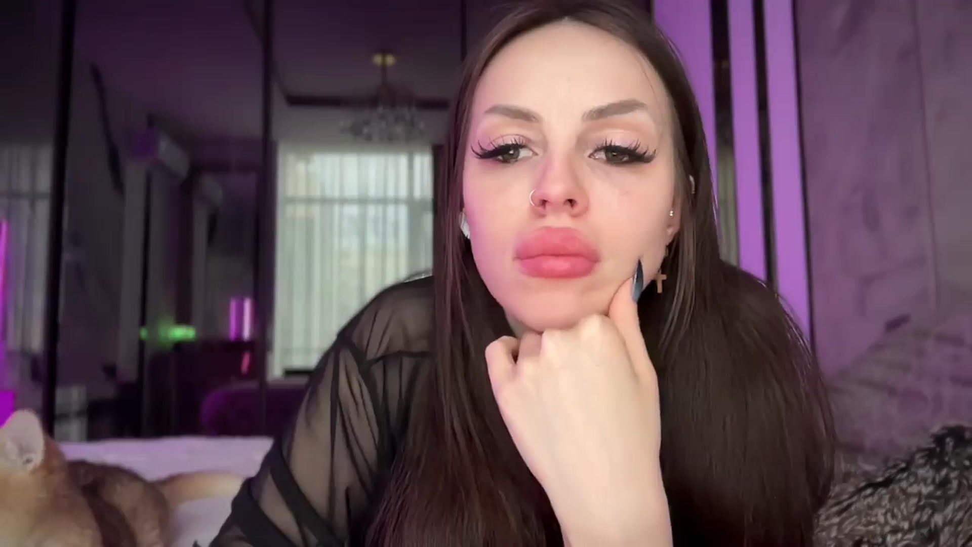 Gallery image thumbnail from UGLYGIRL_'s myfreecams stream on, 05/05/2025, 04:08 image 5 of 20