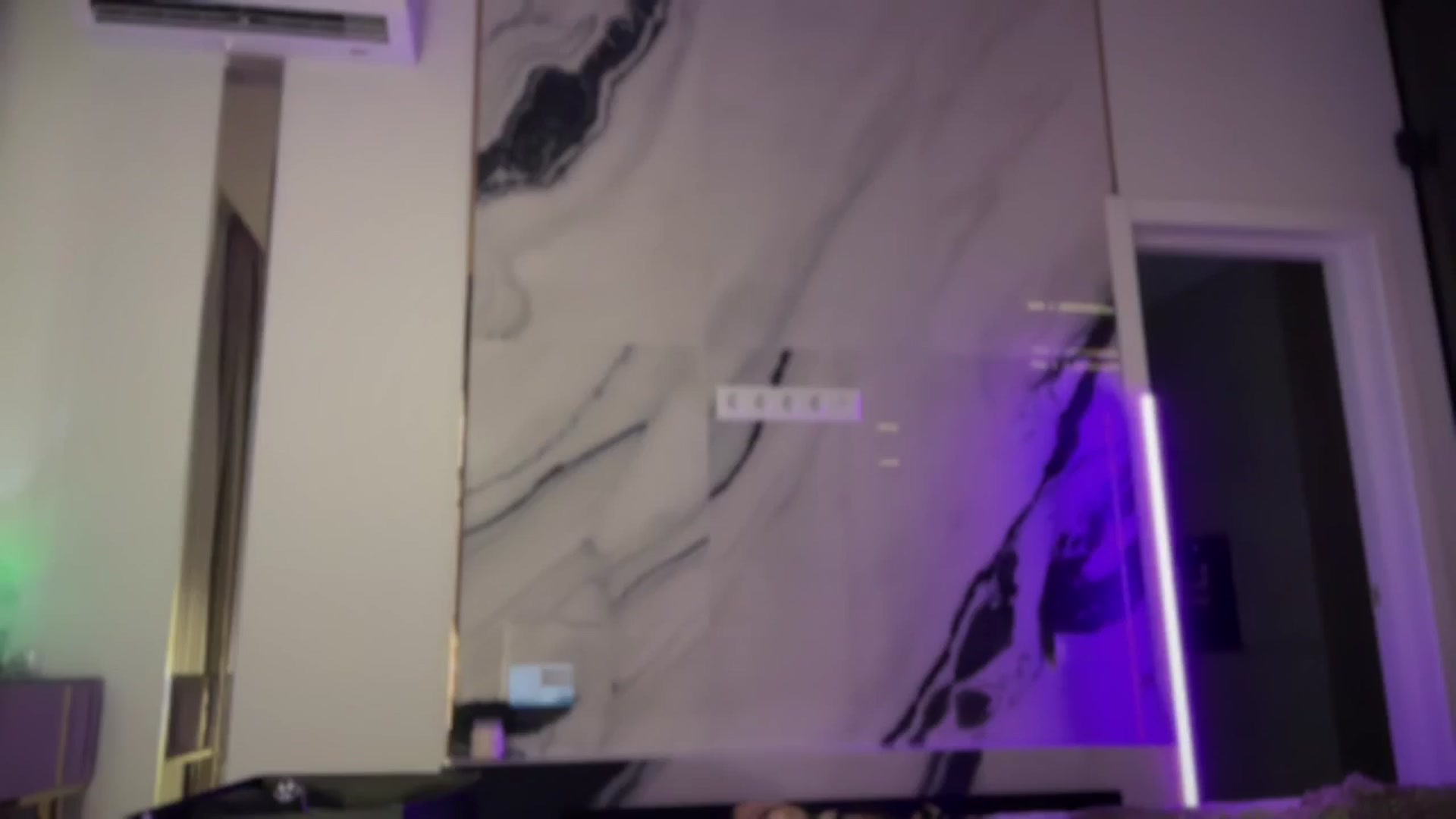 Gallery image thumbnail from UGLYGIRL_'s myfreecams stream on, 05/08/2025, 23:20 image 11 of 20