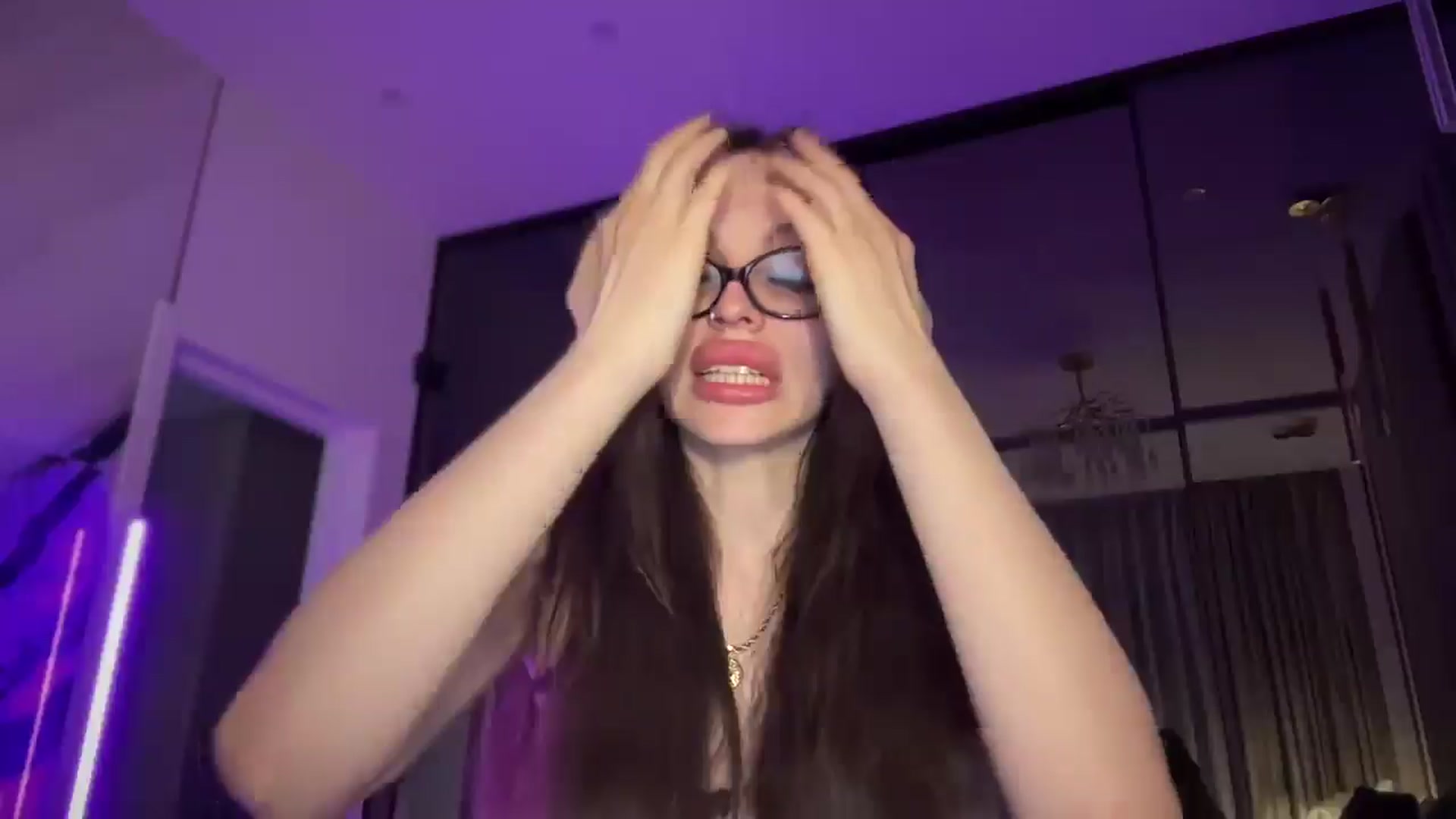 Gallery image thumbnail from UGLYGIRL_'s myfreecams stream on, 05/09/2025, 24:39 image 18 of 20