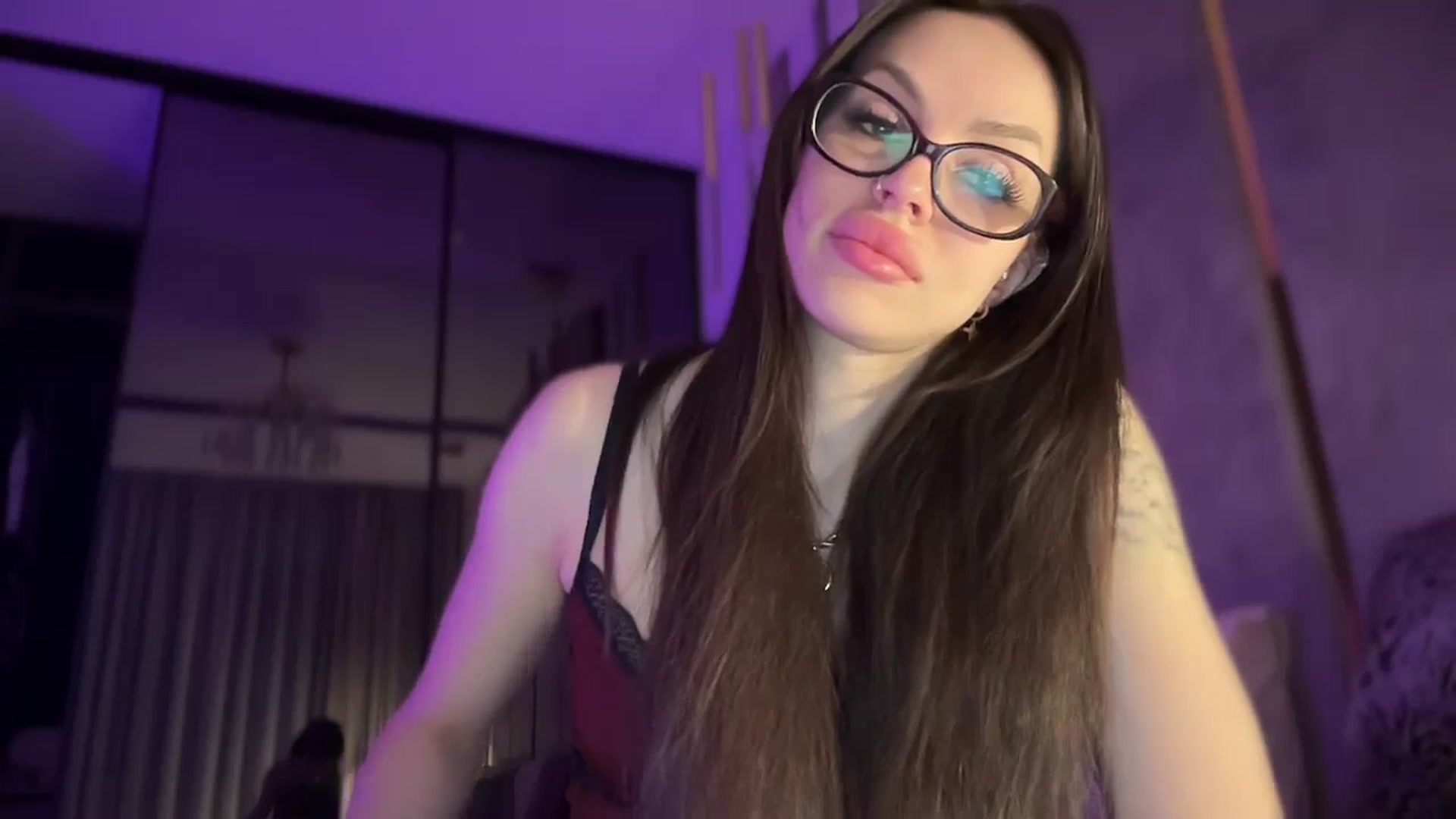 Gallery image thumbnail from UGLYGIRL_'s myfreecams stream on, 05/14/2025, 24:05 image 19 of 20