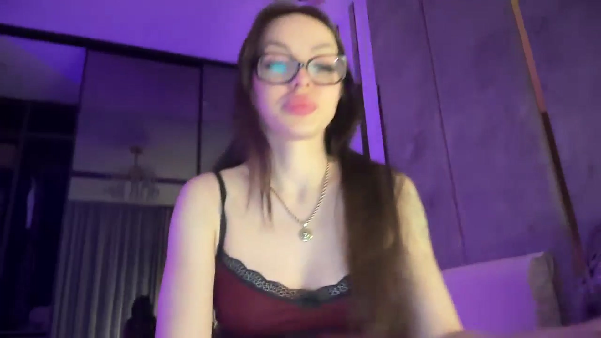 Gallery image thumbnail from UGLYGIRL_'s myfreecams stream on, 05/14/2025, 24:05 image 4 of 20