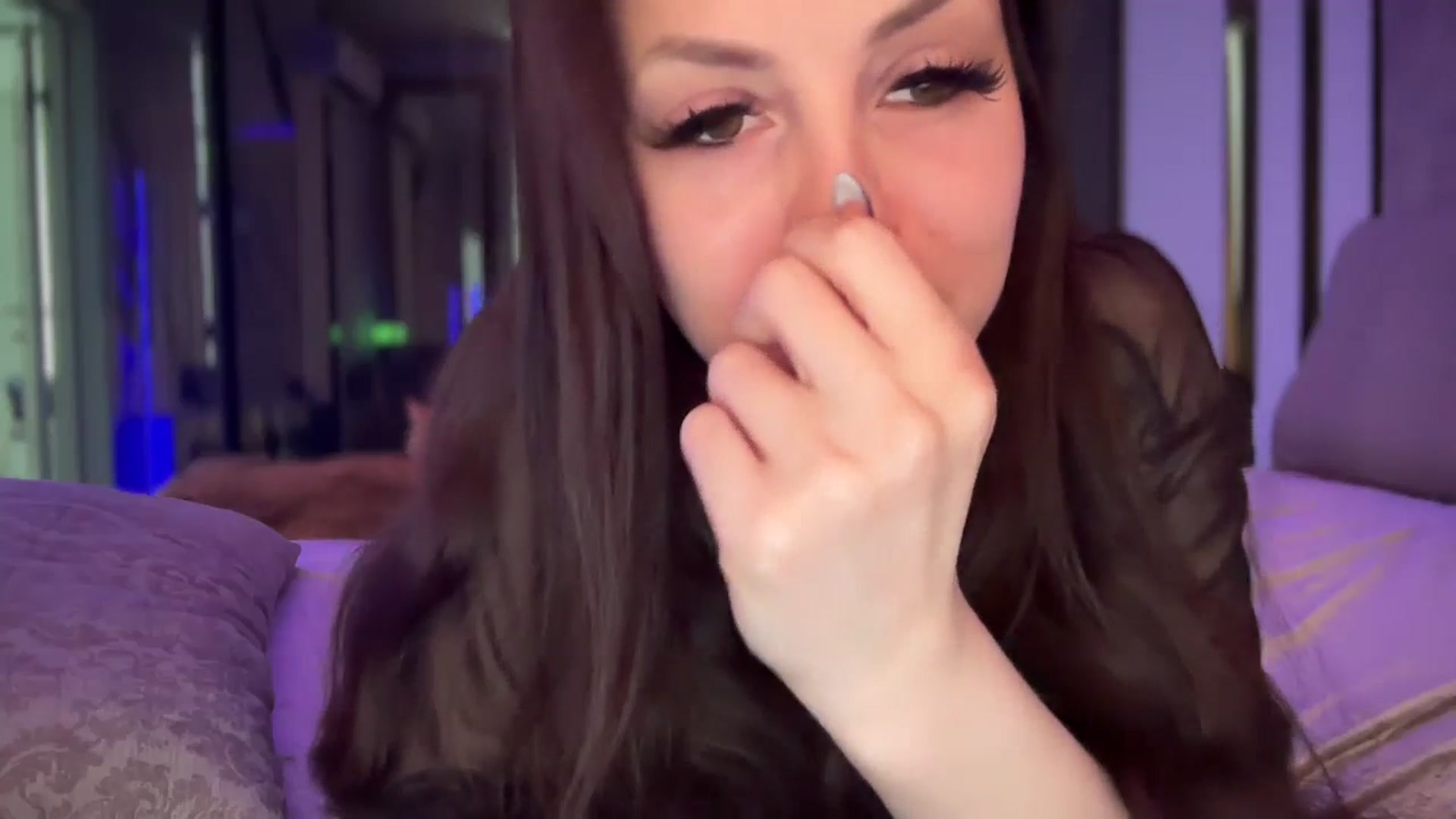 Gallery image thumbnail from UGLYGIRL_'s myfreecams stream on, 05/19/2025, 10:54 image 17 of 20