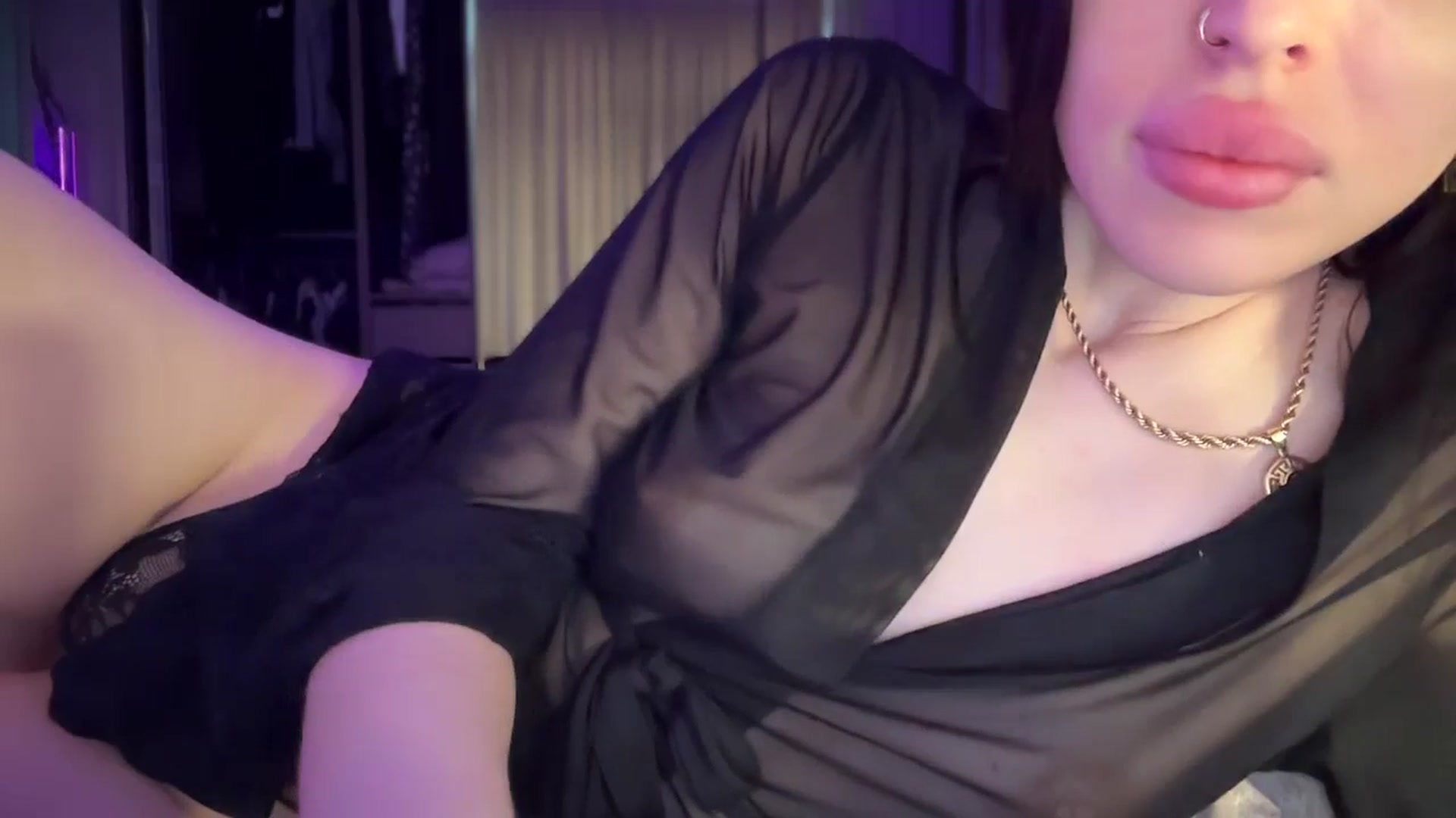 Gallery image thumbnail from UGLYGIRL_'s myfreecams stream on, 05/26/2025, 07:57 image 6 of 20