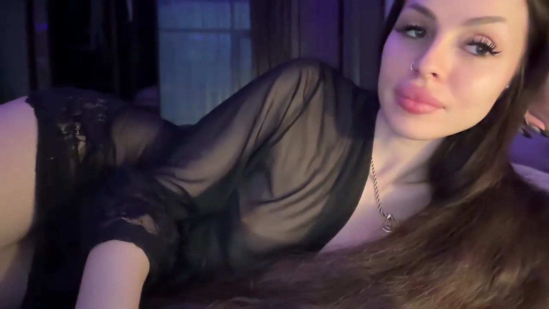 Gallery image thumbnail from UGLYGIRL_'s myfreecams stream on, 05/26/2025, 17:51 image 4 of 20