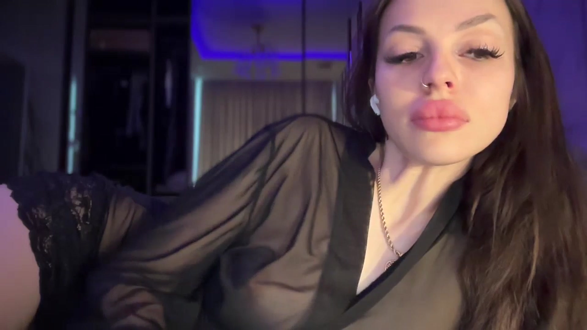 Gallery image thumbnail from UGLYGIRL_'s myfreecams stream on, 05/28/2025, 06:29 image 3 of 20
