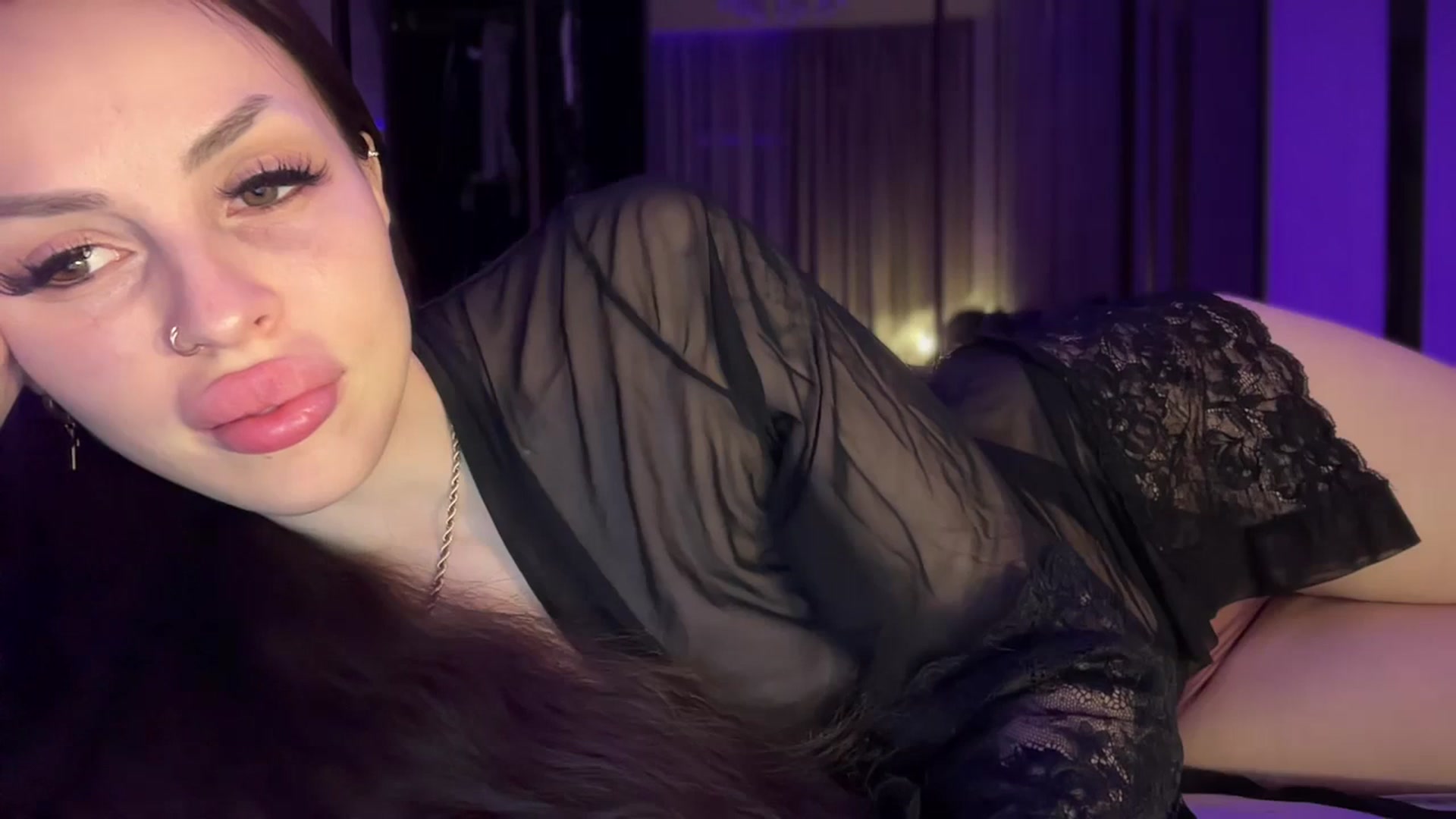 Gallery image thumbnail from UGLYGIRL_'s myfreecams stream on, 05/29/2025, 23:27 image 18 of 20