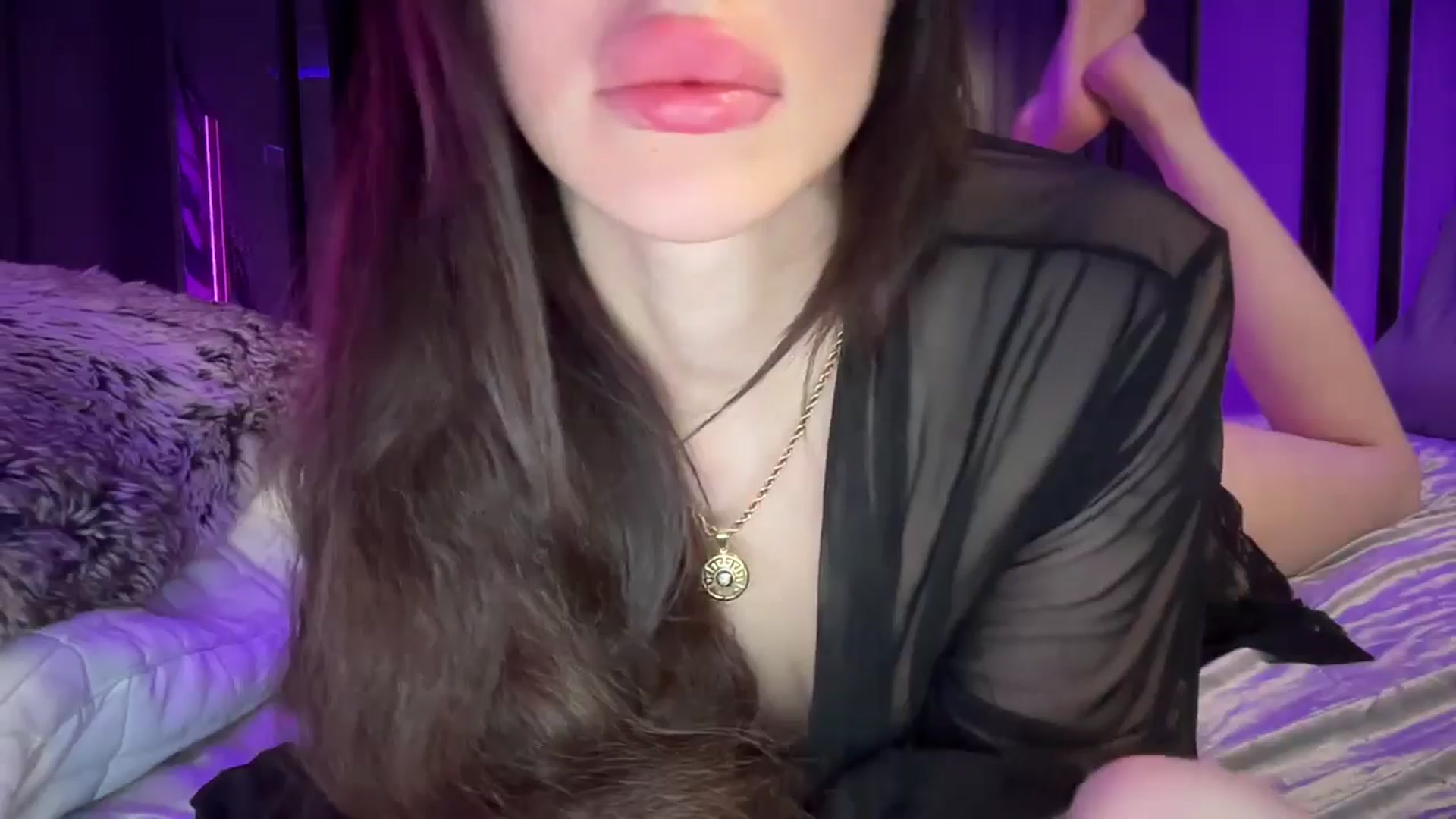 Gallery image thumbnail from UGLYGIRL_'s myfreecams stream on, 05/30/2025, 01:12 image 17 of 20