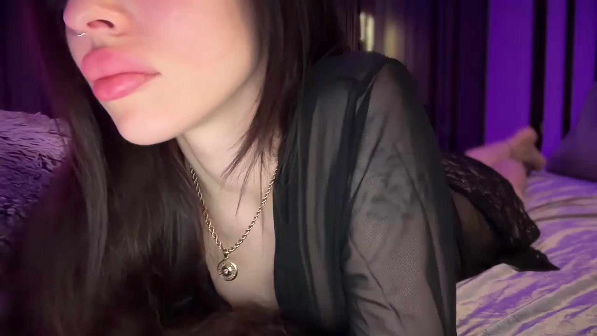 Gallery image thumbnail from UGLYGIRL_'s myfreecams stream on, 05/30/2025, 01:12 image 14 of 20