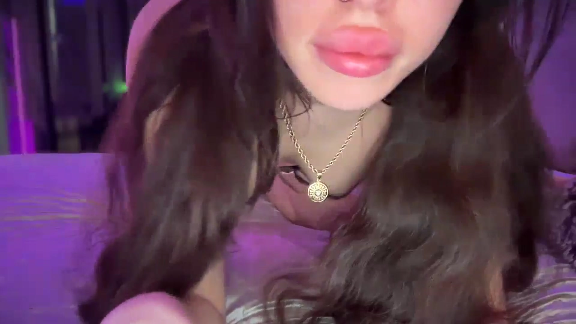 Gallery image thumbnail from UGLYGIRL_'s myfreecams stream on, 06/01/2025, 14:33 image 19 of 20