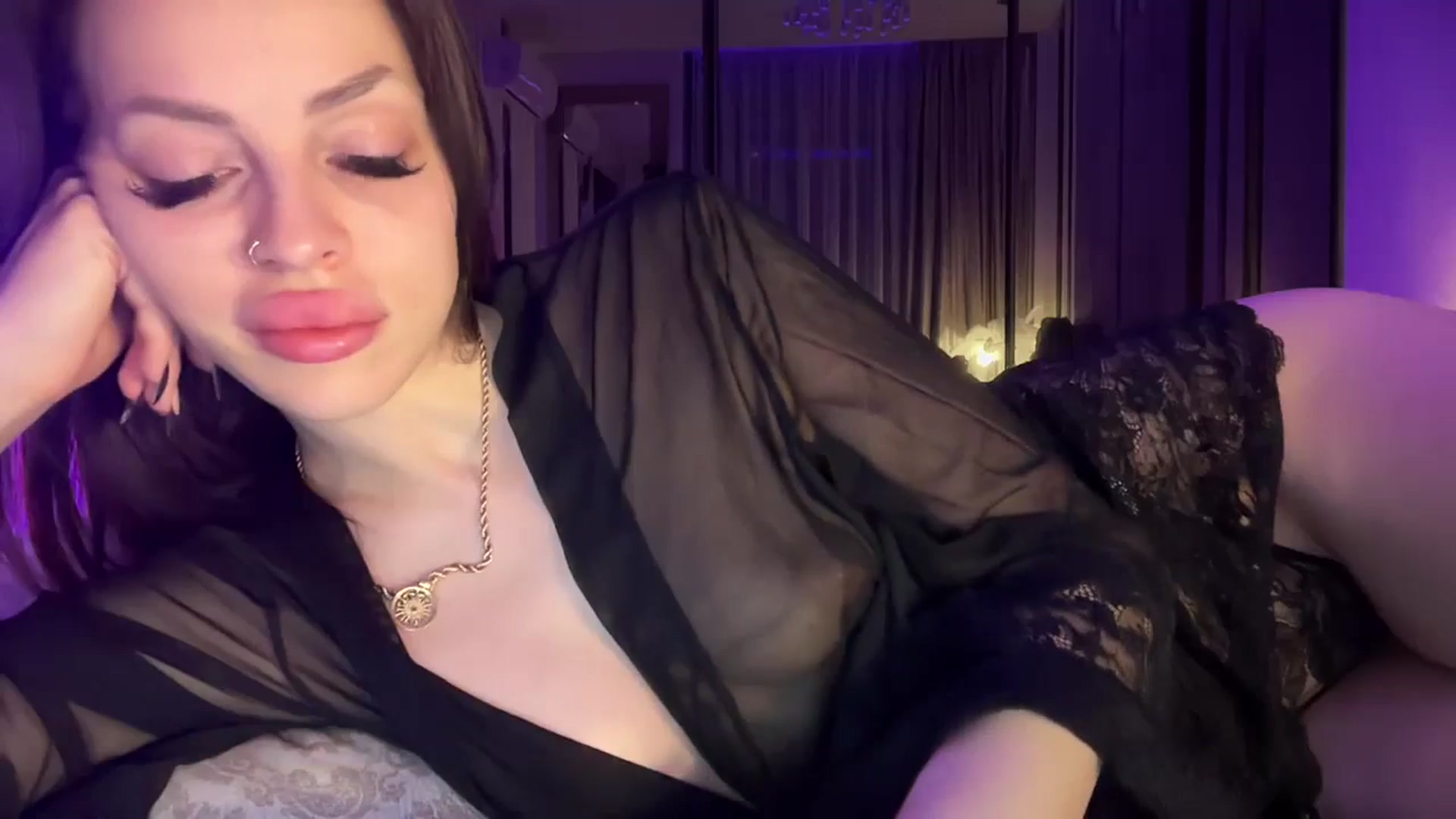 Gallery image thumbnail from UGLYGIRL_'s myfreecams stream on, 06/03/2025, 02:42 image 8 of 20