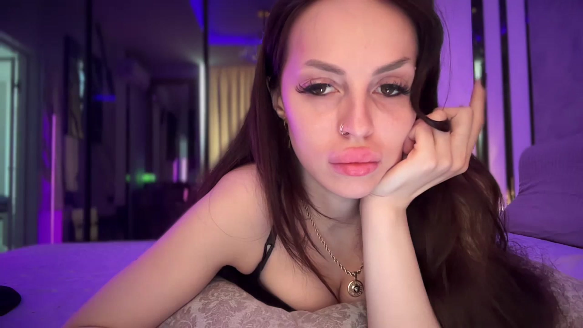 Gallery image thumbnail from UGLYGIRL_'s myfreecams stream on, 06/03/2025, 13:39 image 8 of 20