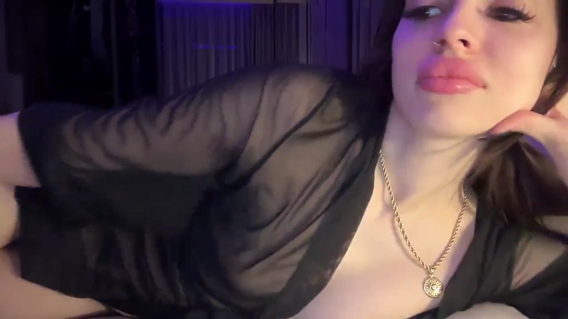 Gallery image thumbnail from UGLYGIRL_'s myfreecams stream on, 06/04/2025, 24:01 image 20 of 20