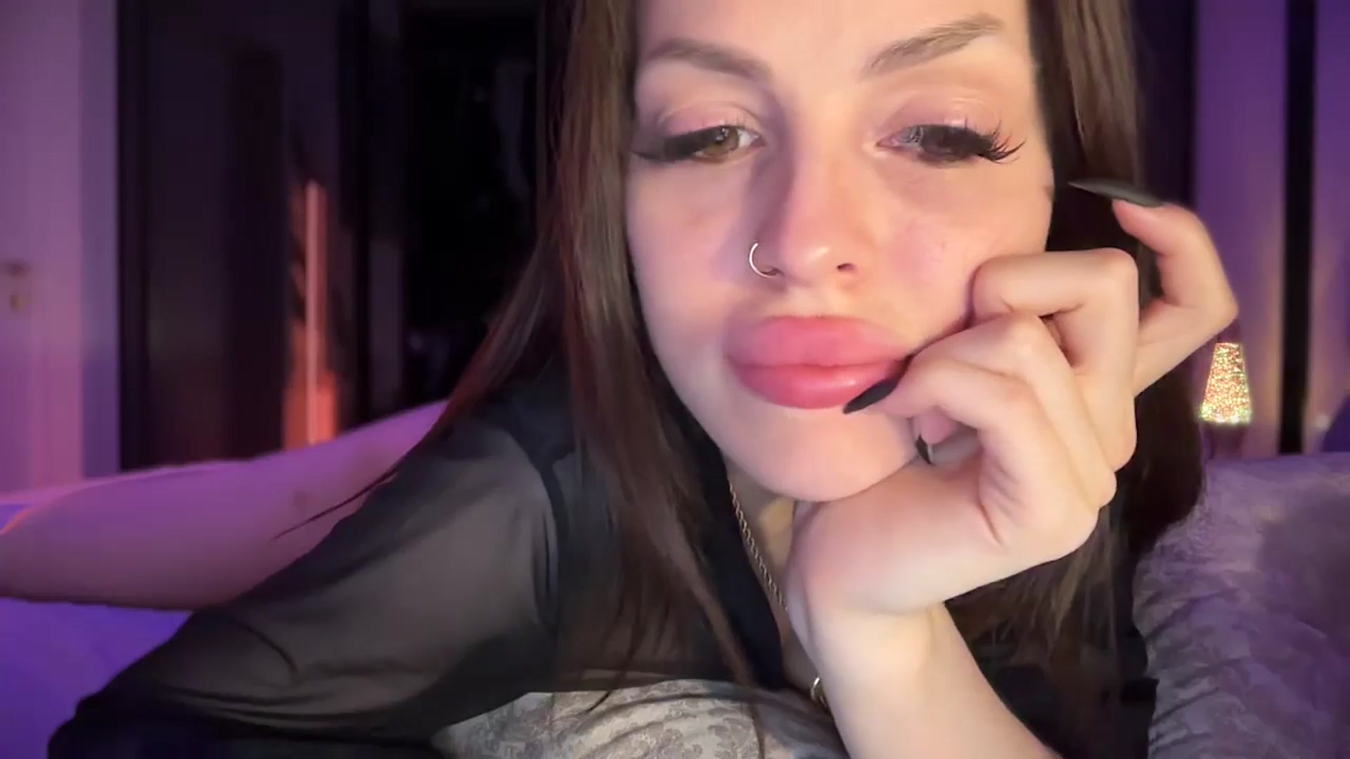Gallery image thumbnail from UGLYGIRL_'s myfreecams stream on, 06/04/2025, 21:35 image 14 of 20