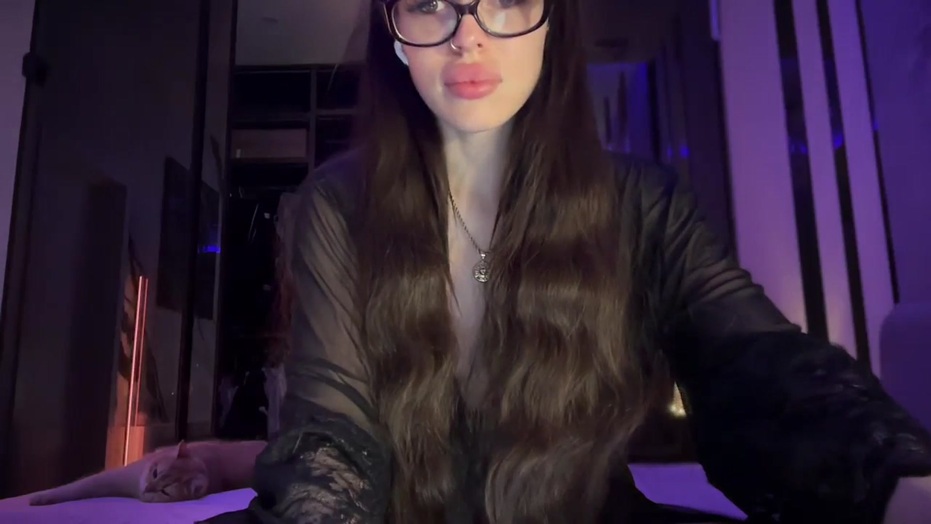 Gallery image thumbnail from UGLYGIRL_'s myfreecams stream on, 06/04/2025, 21:35 image 6 of 20
