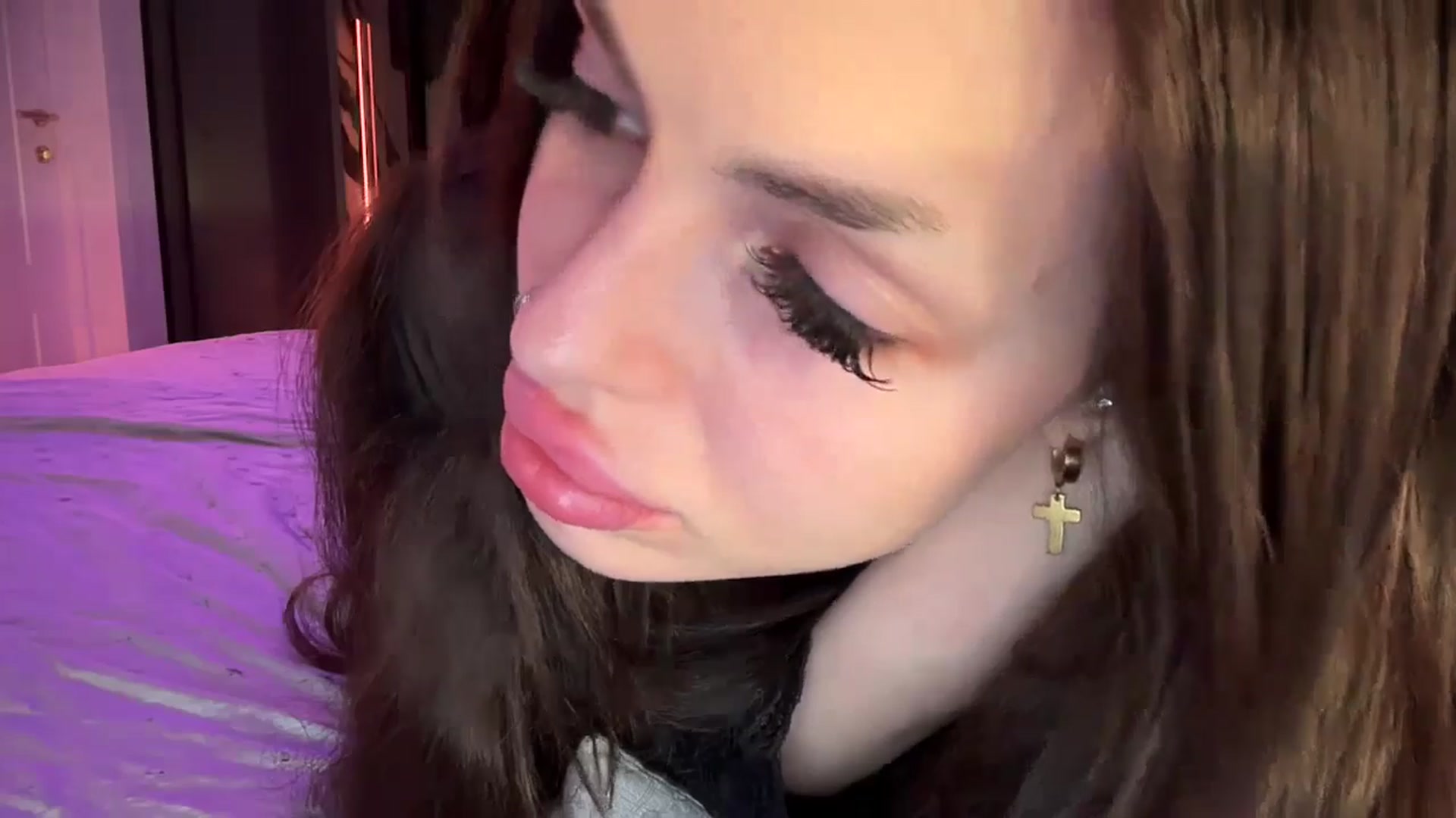 Gallery image thumbnail from UGLYGIRL_'s myfreecams stream on, 06/04/2025, 21:35 image 18 of 20