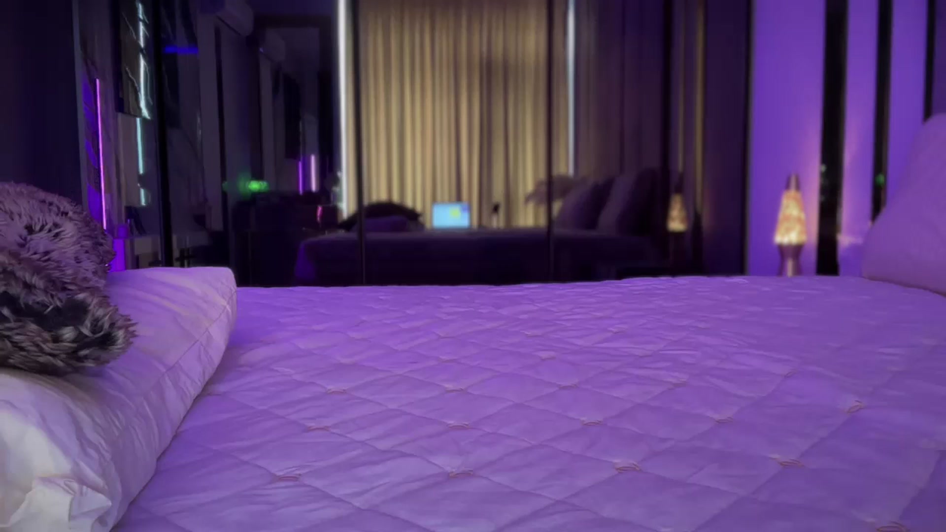 Gallery image thumbnail from UGLYGIRL_'s myfreecams stream on, 06/11/2025, 09:16 image 17 of 20