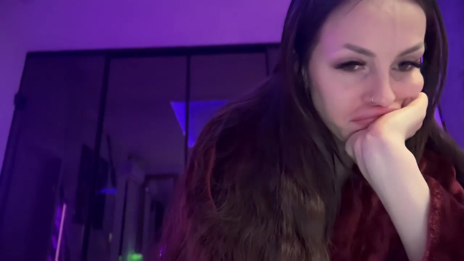 Gallery image thumbnail from UGLYGIRL_'s myfreecams stream on, 06/13/2025, 03:15 image 14 of 20