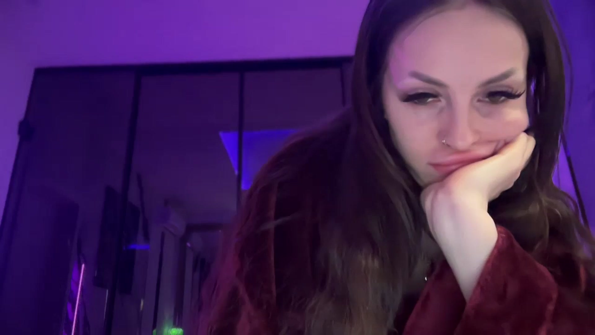 Gallery image thumbnail from UGLYGIRL_'s myfreecams stream on, 06/13/2025, 03:15 image 17 of 20