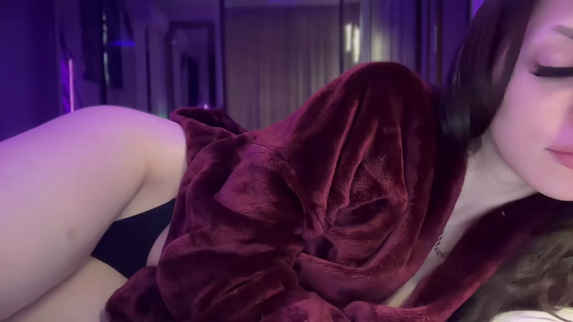 Gallery image thumbnail from UGLYGIRL_'s myfreecams stream on, 06/13/2025, 03:15 image 20 of 20
