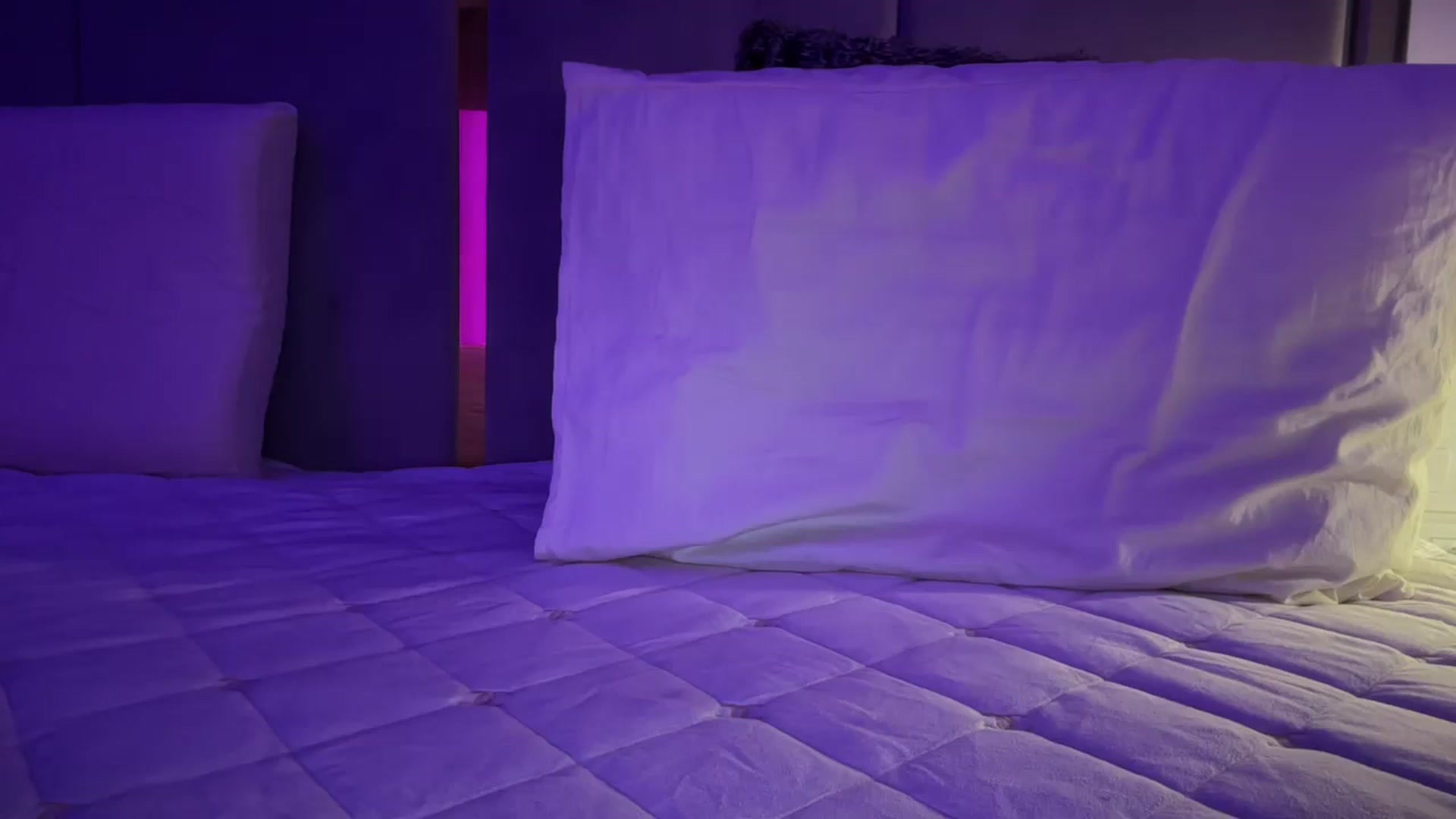 Gallery image thumbnail from UGLYGIRL_'s myfreecams stream on, 06/16/2025, 24:02 image 1 of 20