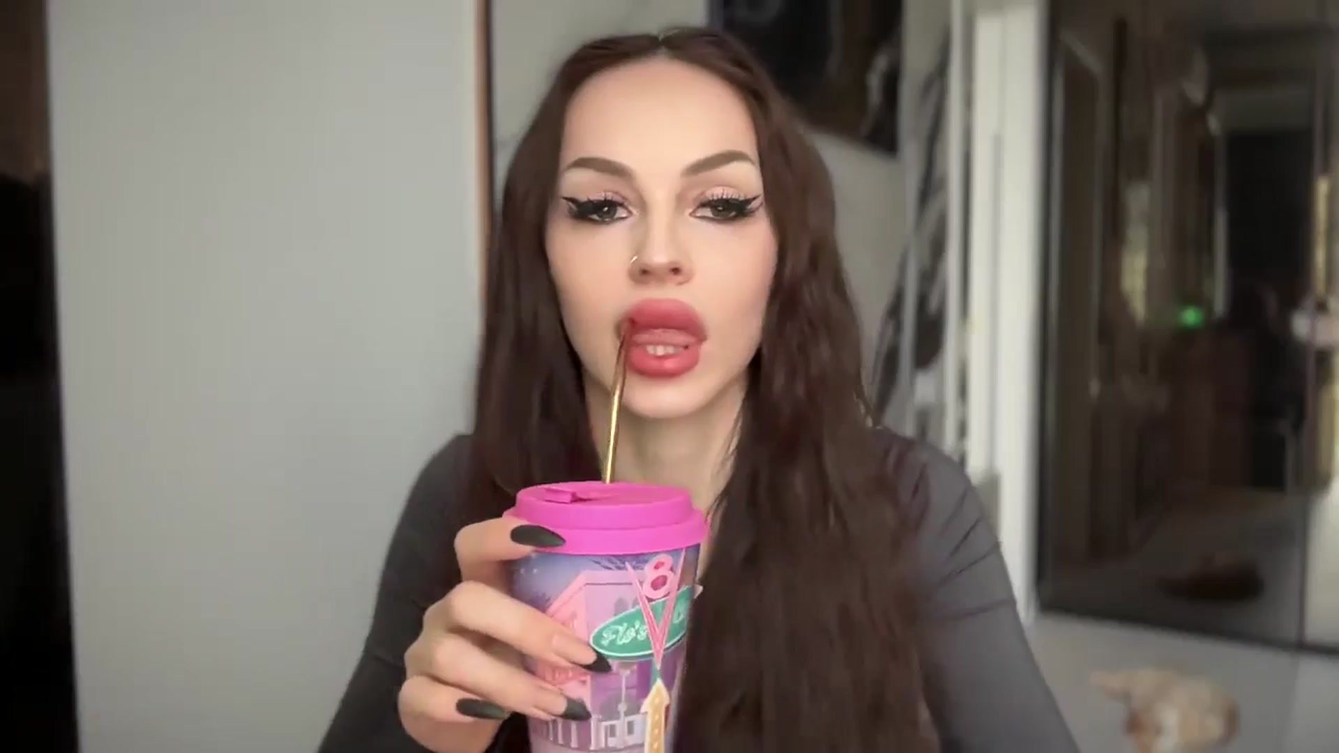 Gallery image thumbnail from UGLYGIRL_'s myfreecams stream on, 06/19/2025, 16:34 image 19 of 20