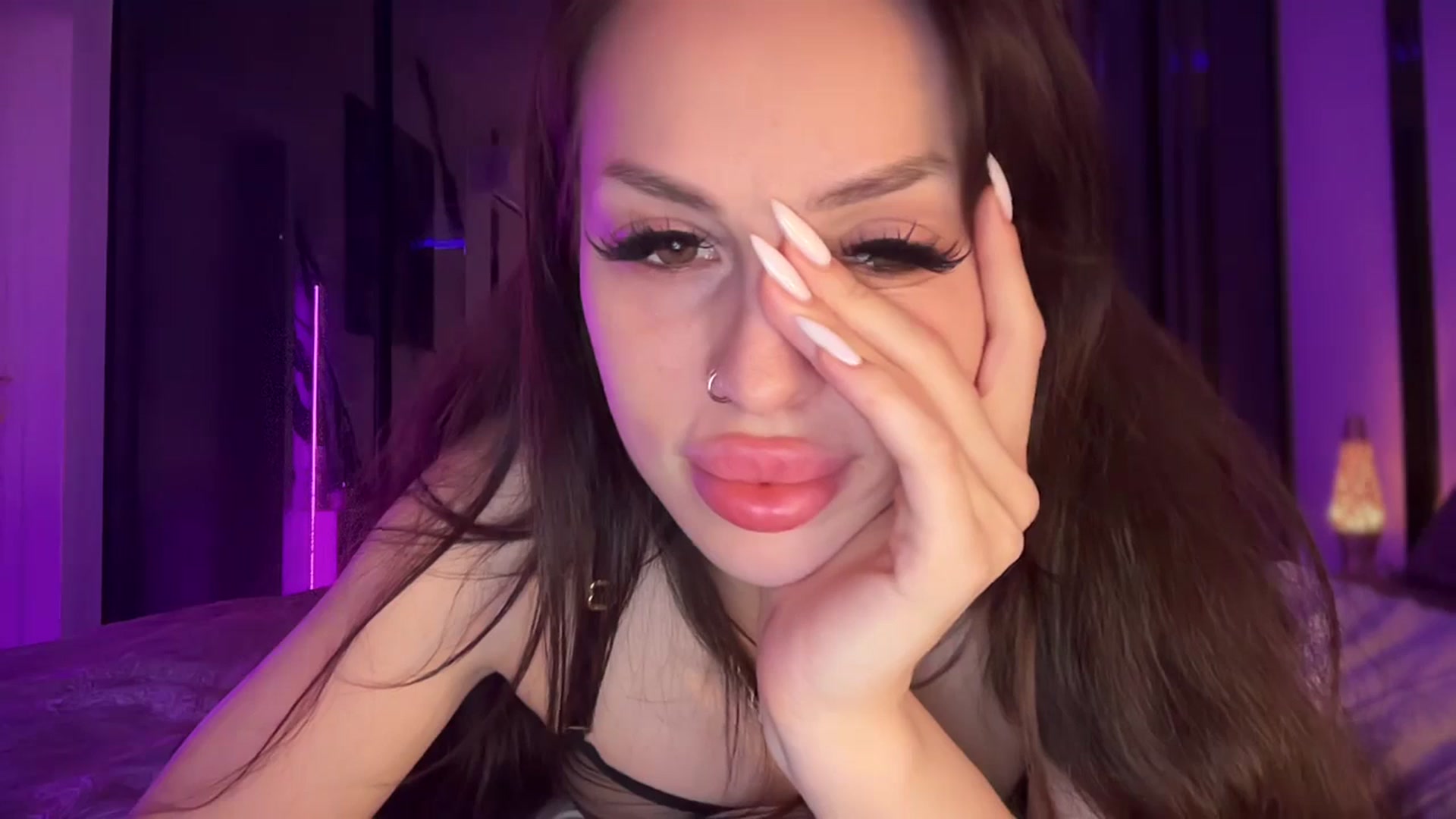 Gallery image thumbnail from UGLYGIRL_'s myfreecams stream on, 07/05/2025, 24:04 image 4 of 20