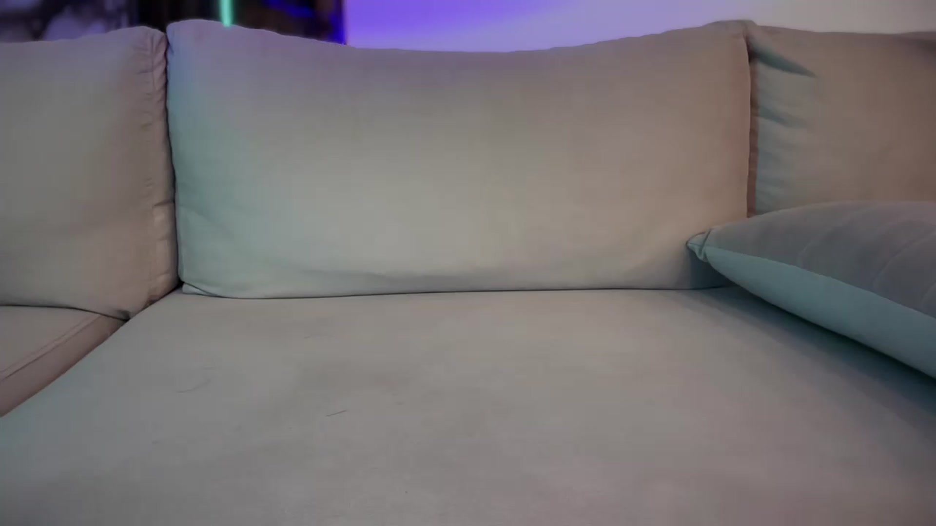 Gallery image thumbnail from UGLYGIRL_'s myfreecams stream on, 07/17/2025, 01:44 image 14 of 20