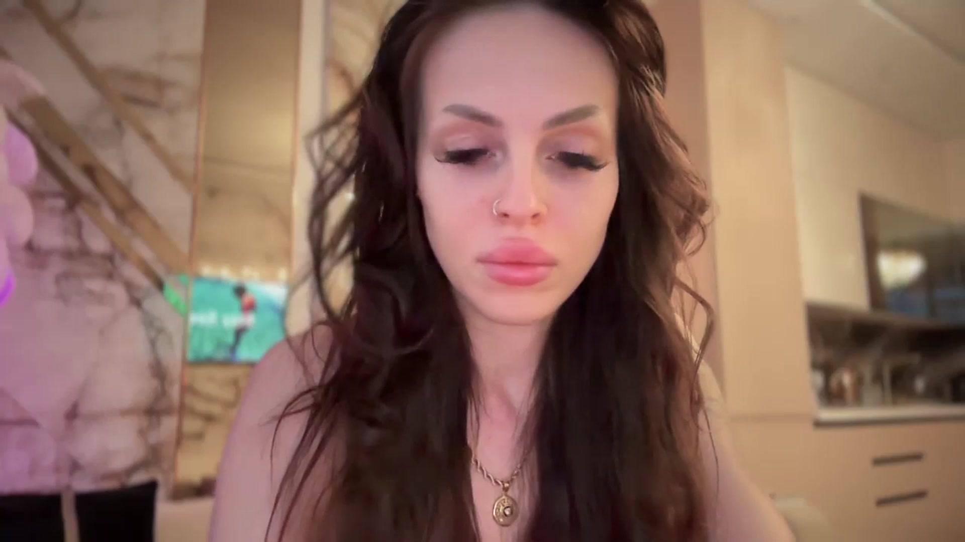 Gallery image thumbnail from UGLYGIRL_'s myfreecams stream on, 07/19/2025, 18:13 image 4 of 20