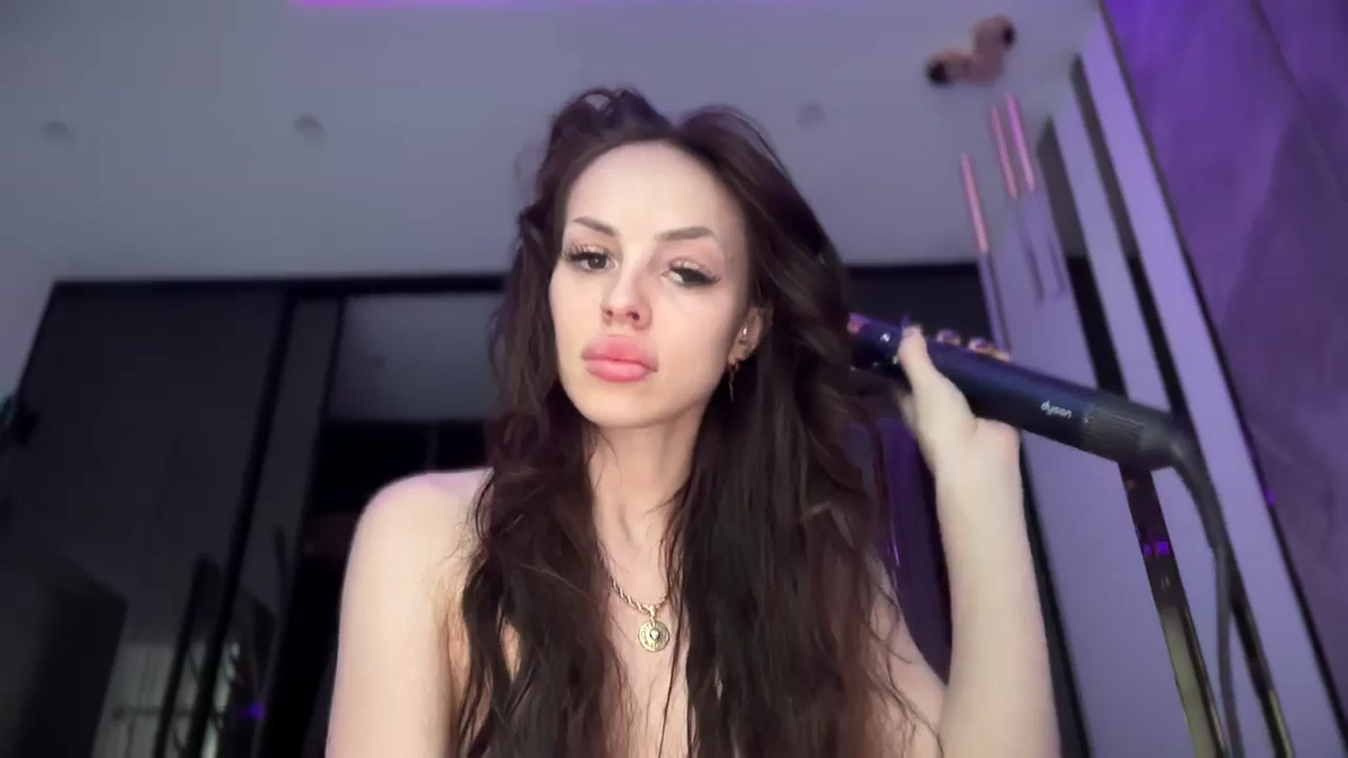 Gallery image thumbnail from UGLYGIRL_'s myfreecams stream on, 07/21/2025, 17:33 image 11 of 20