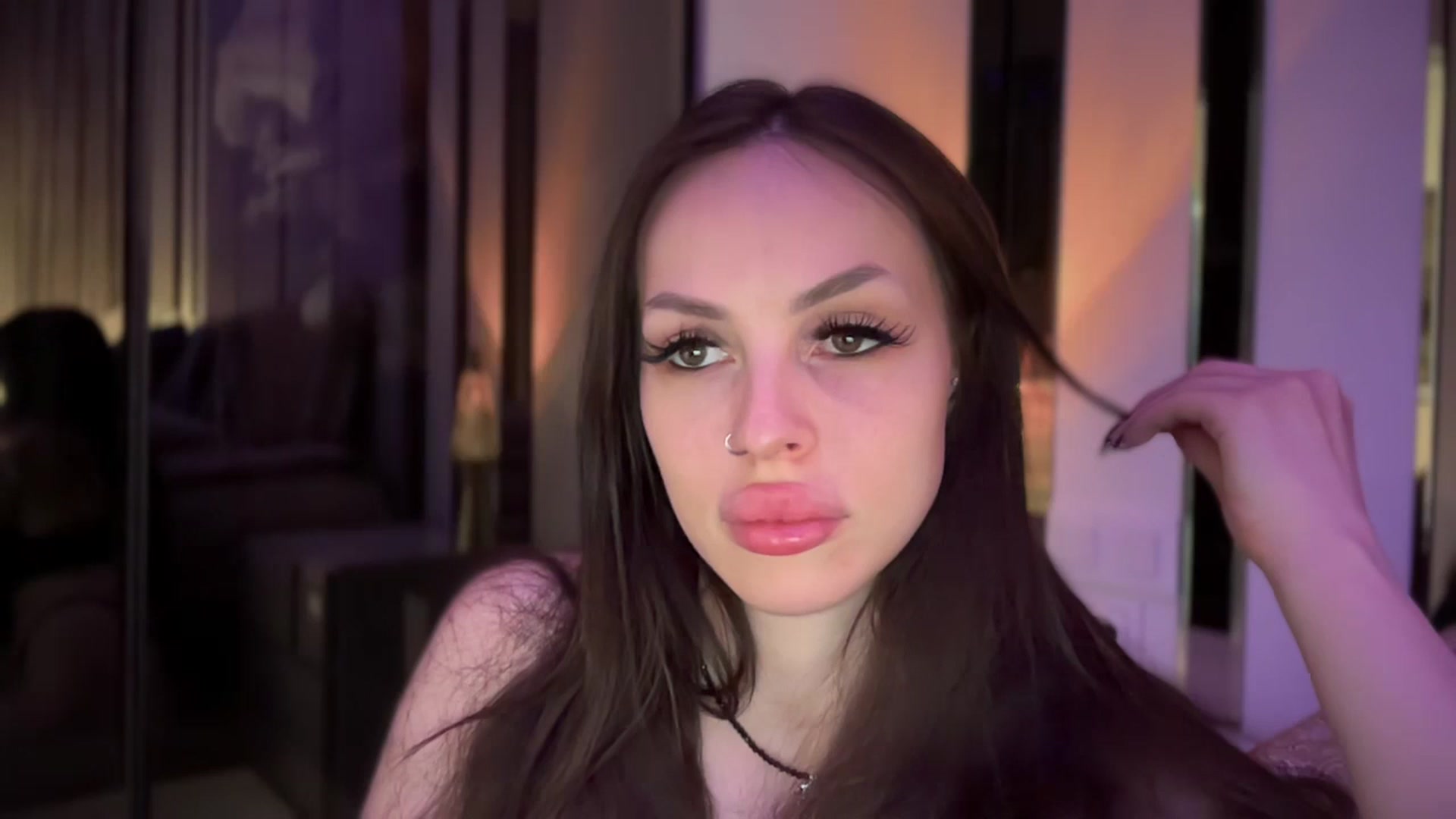 Gallery image thumbnail from UGLYGIRL_'s myfreecams stream on, 07/30/2025, 23:28 image 1 of 20