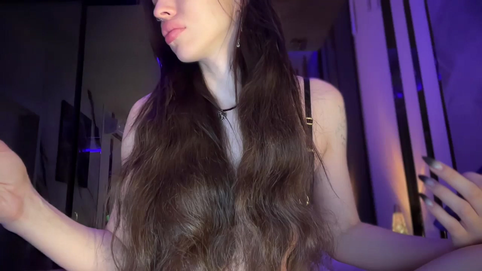 Gallery image thumbnail from UGLYGIRL_'s myfreecams stream on, 08/11/2025, 02:25 image 4 of 20